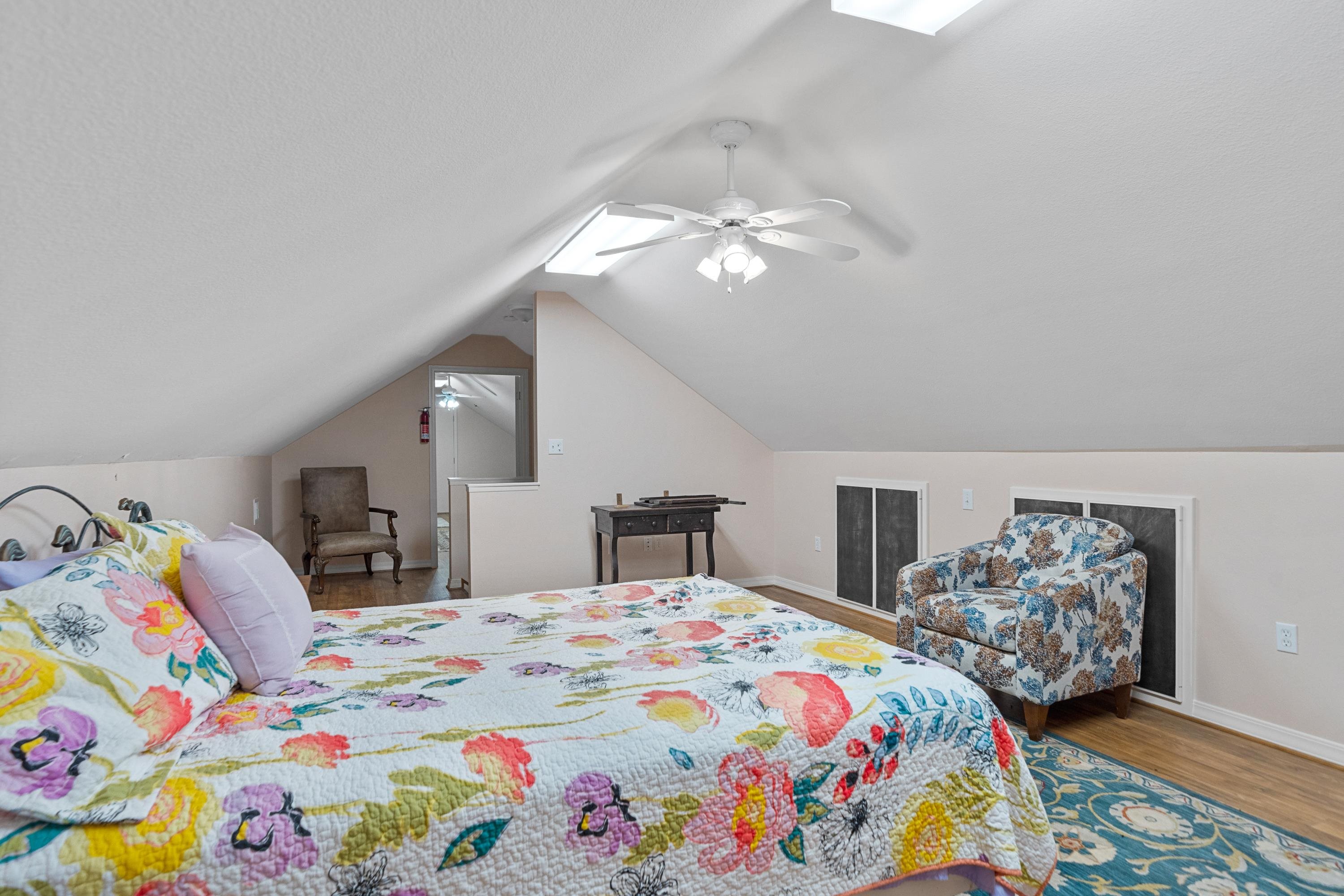 RIVERVIEW ESTATES - Residential