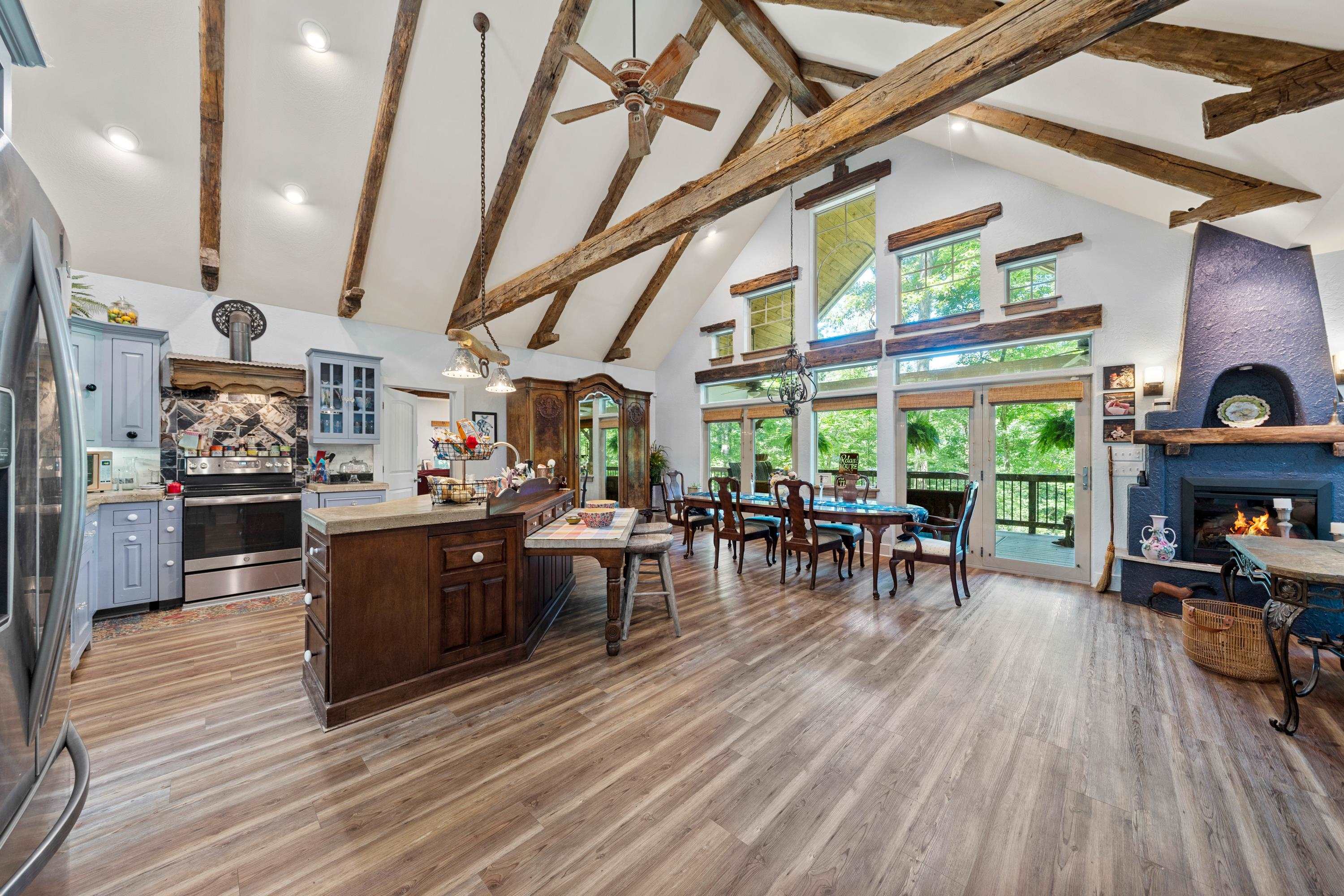 RIVERVIEW ESTATES - Residential