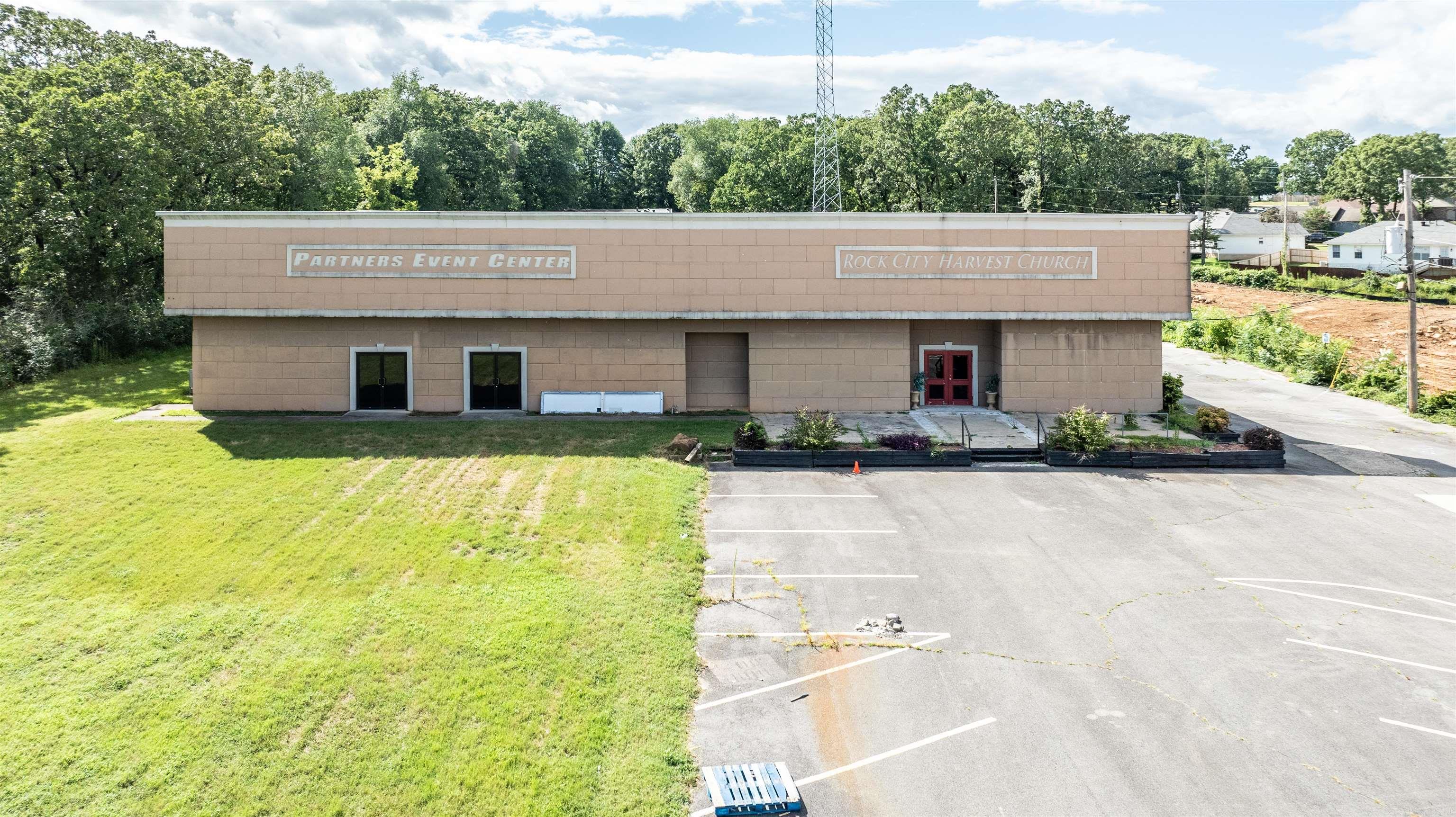 Sylvan Hill - Commercial Sale