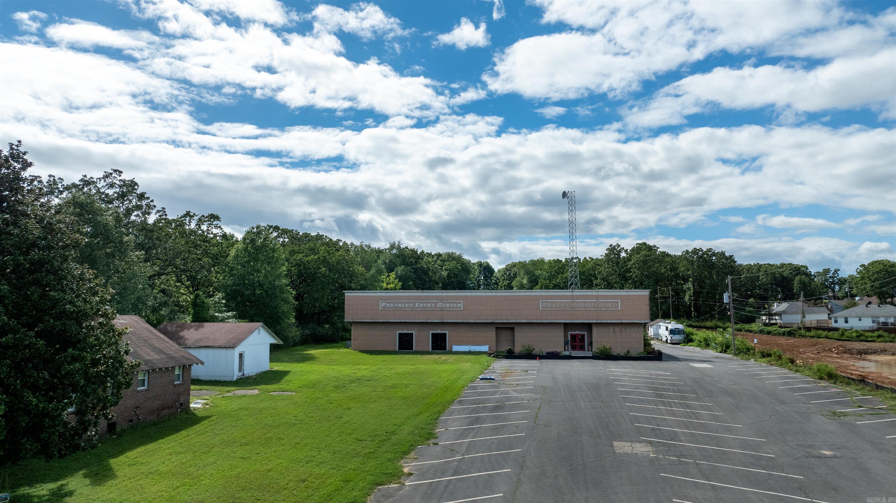 Sylvan Hill - Commercial Sale