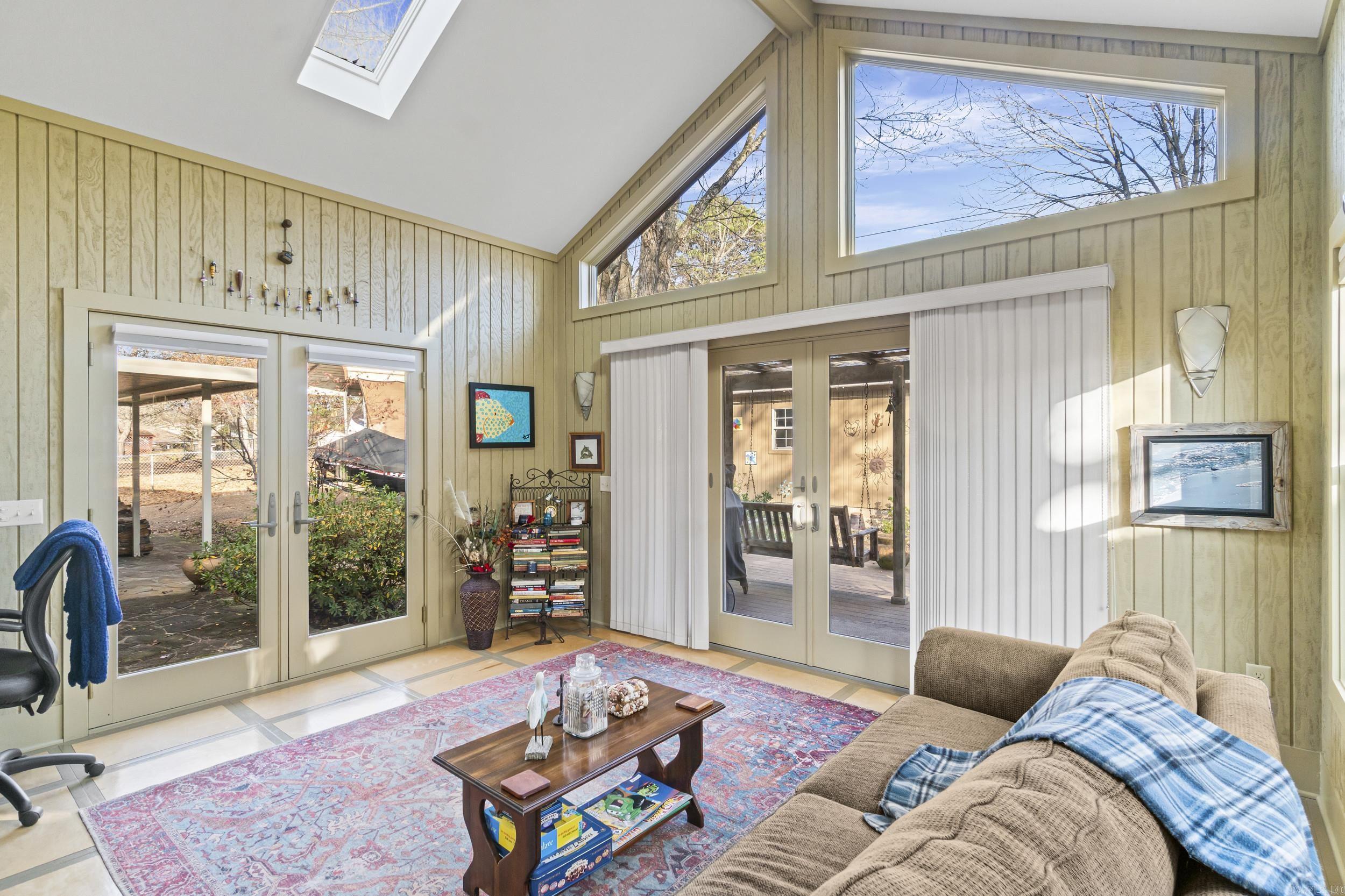 Lakeshore Heights - Residential