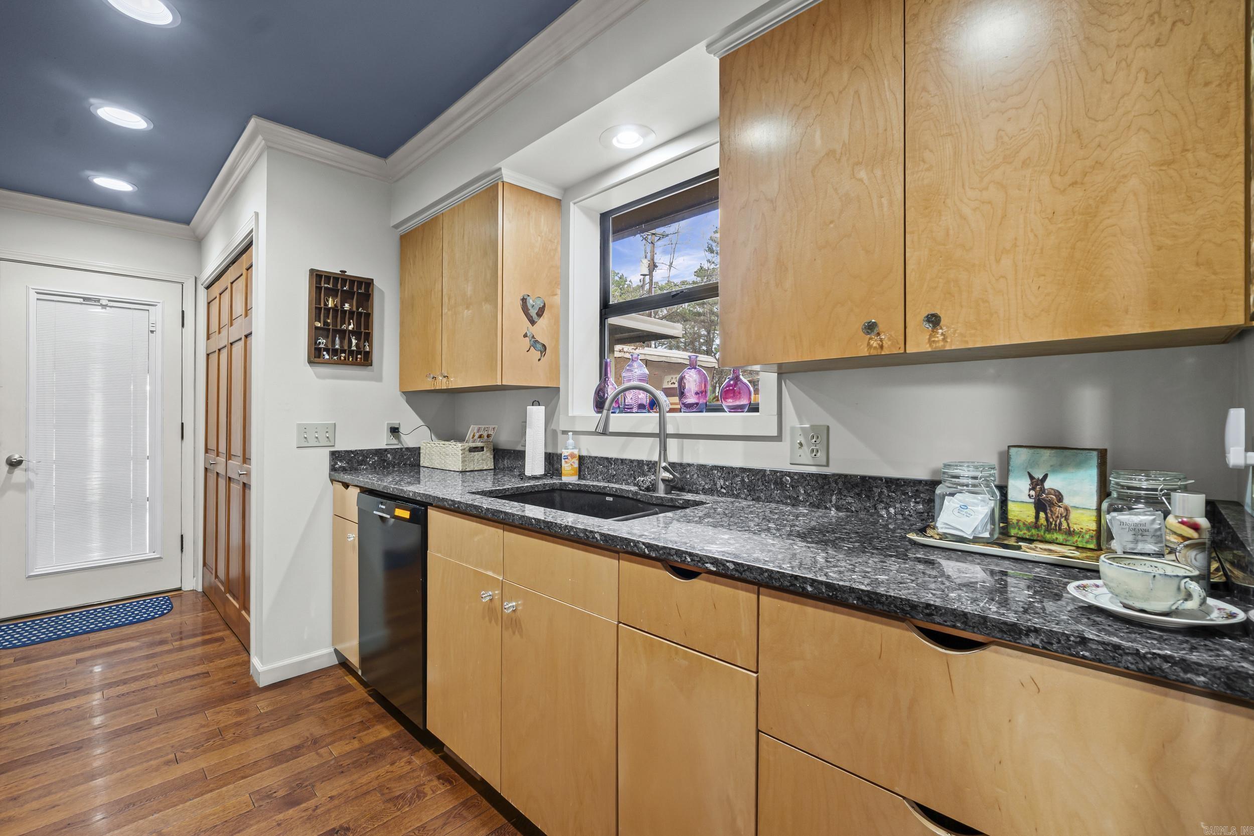 Lakeshore Heights - Residential