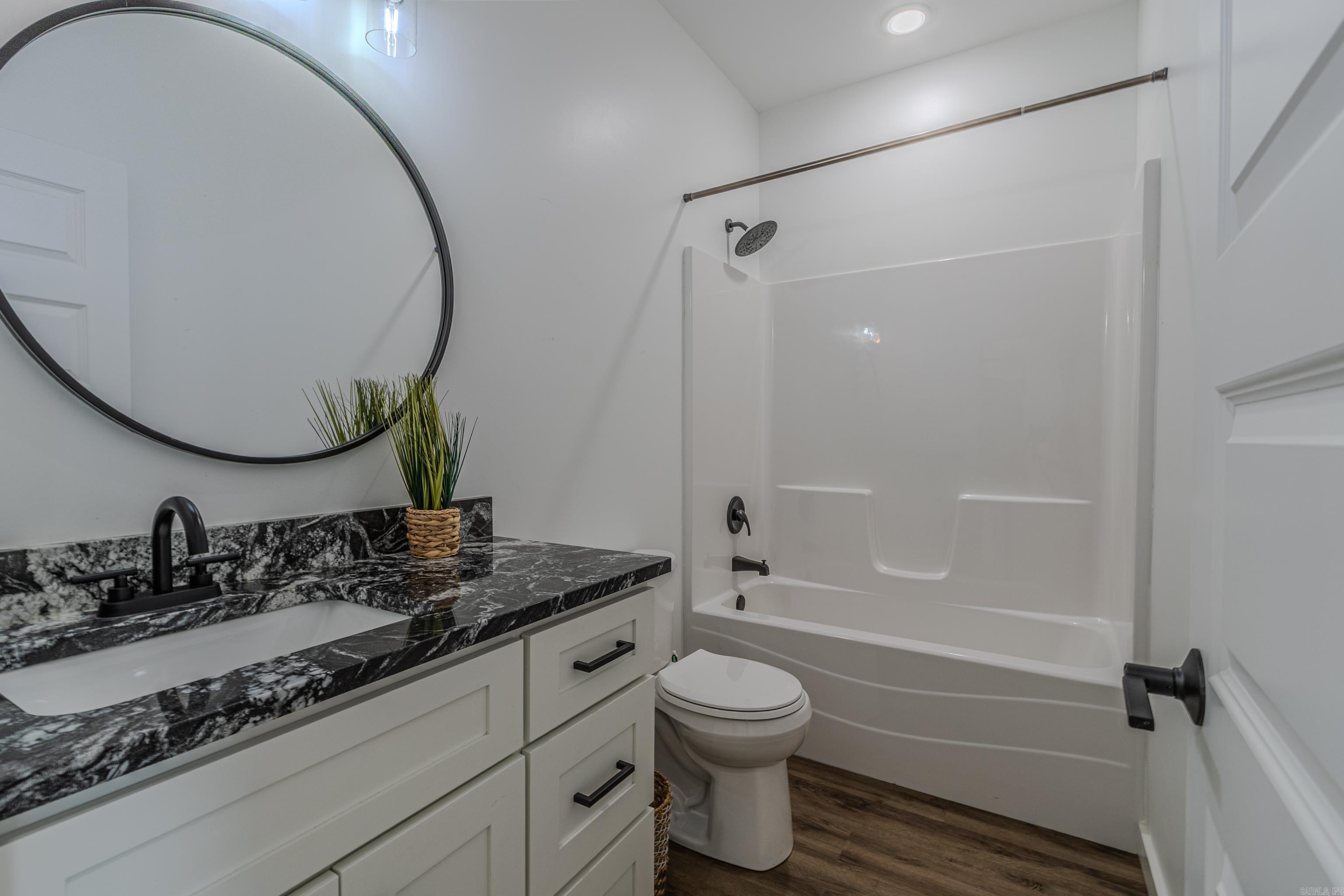 REGISTER ESTATES - Residential