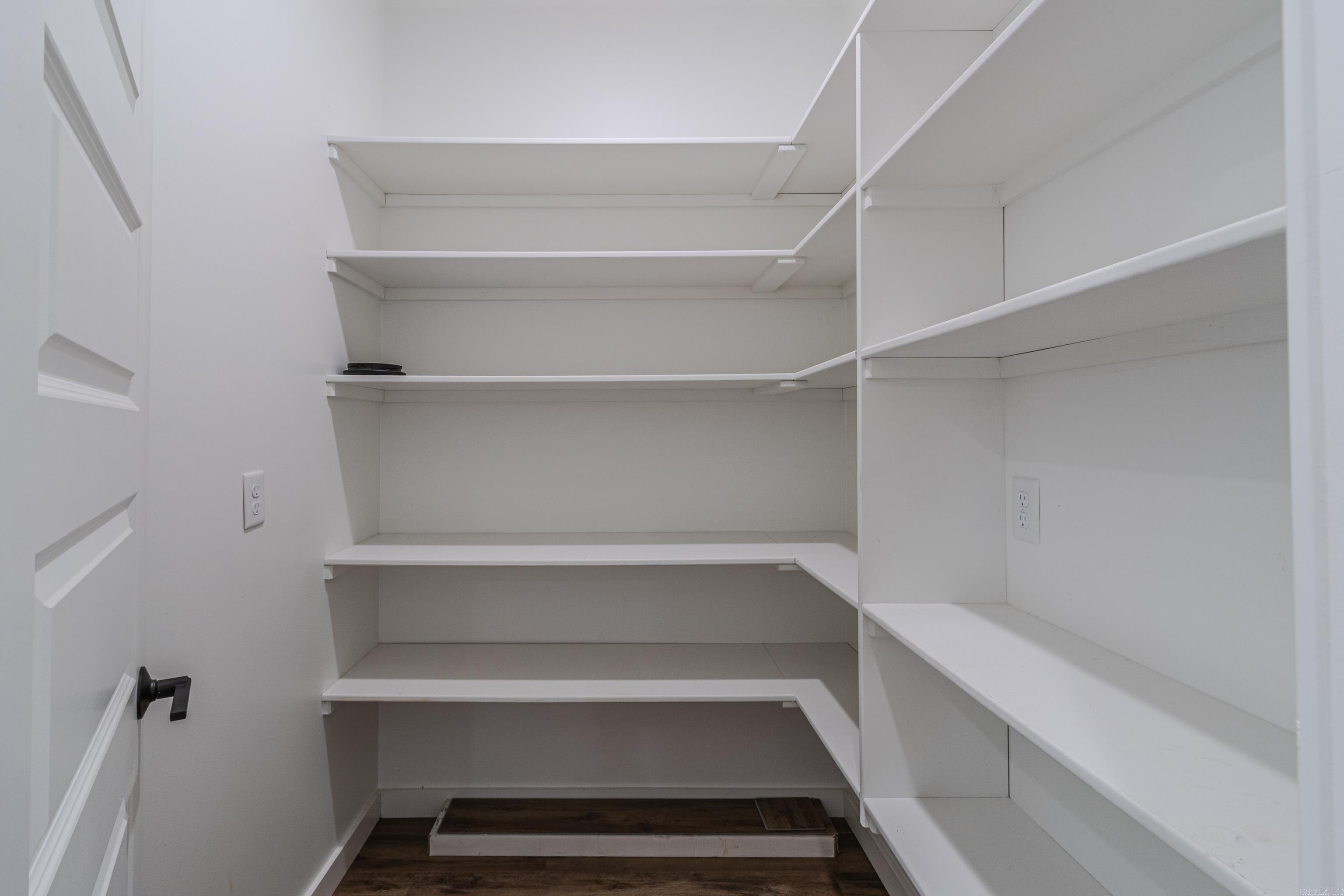 REGISTER ESTATES - Residential