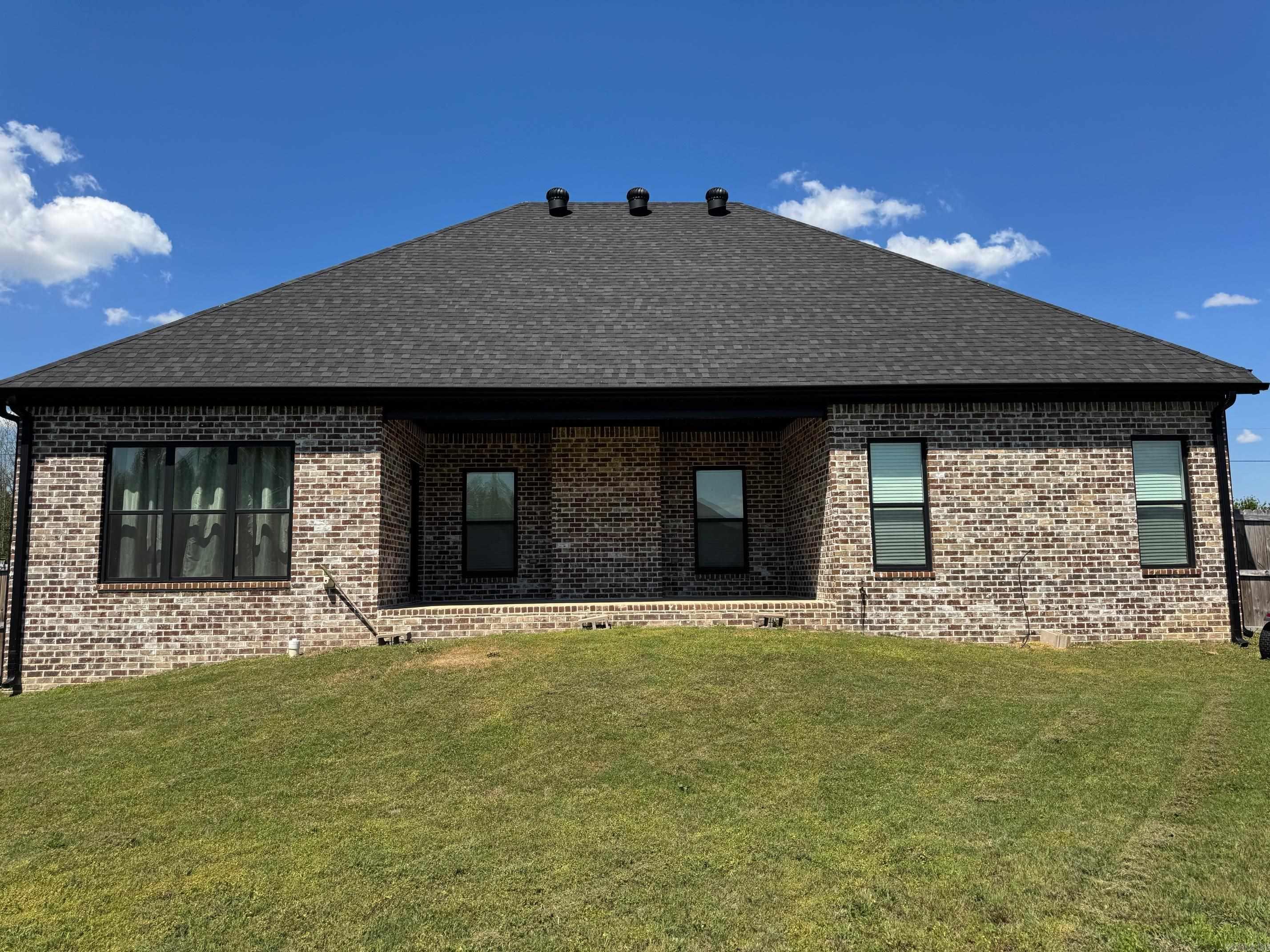 REGISTER ESTATES - Residential