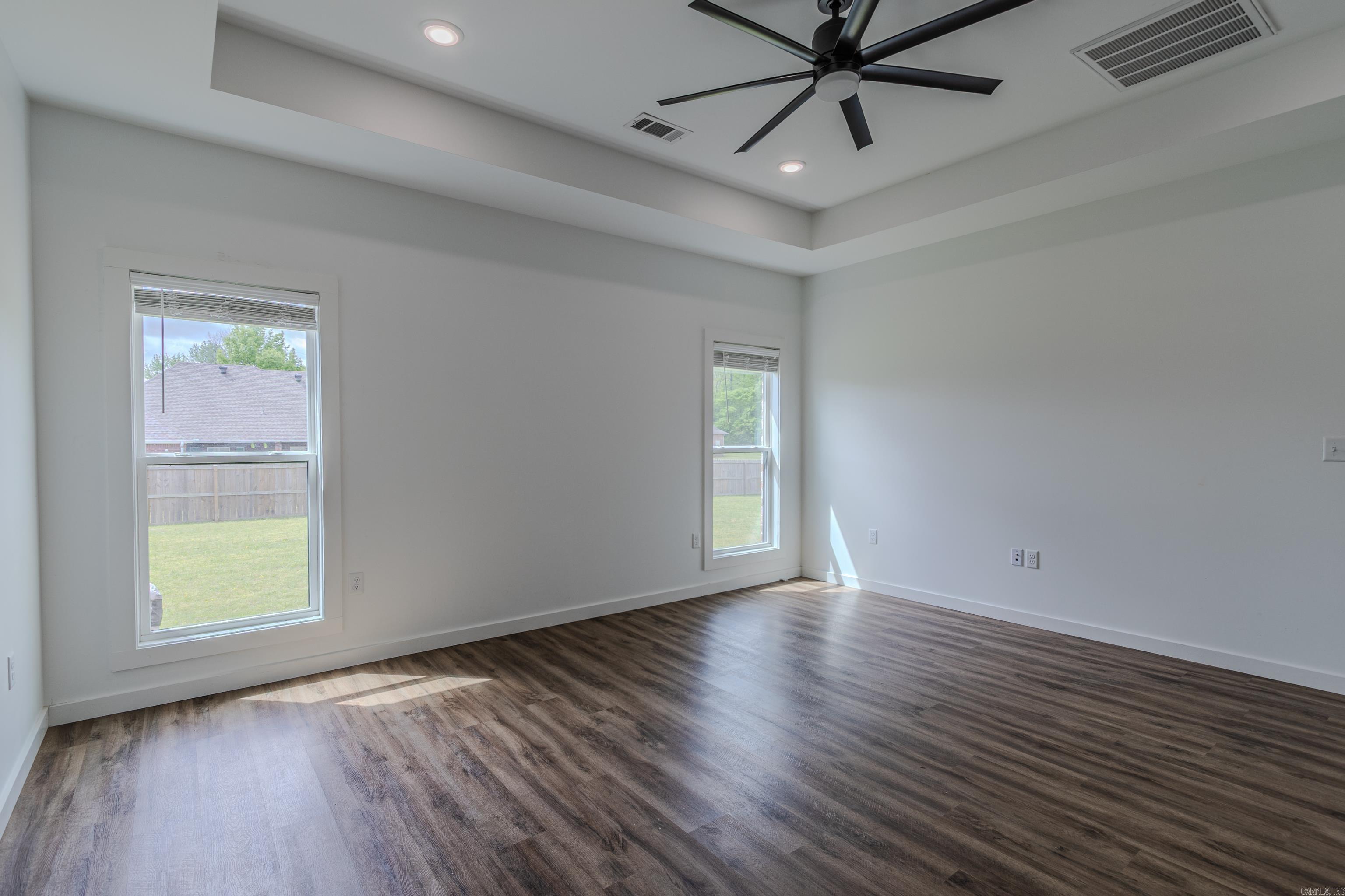 REGISTER ESTATES - Residential