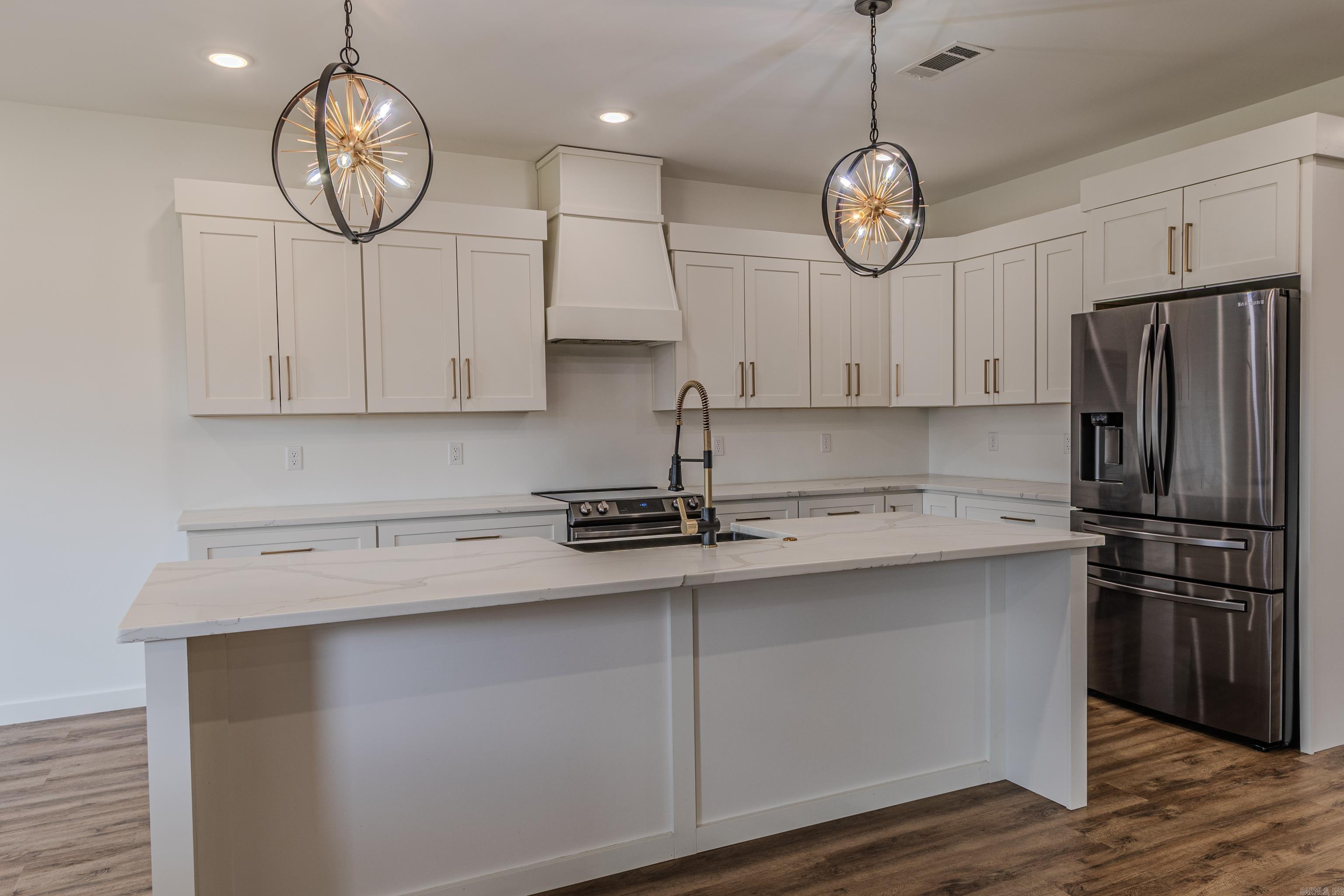 REGISTER ESTATES - Residential