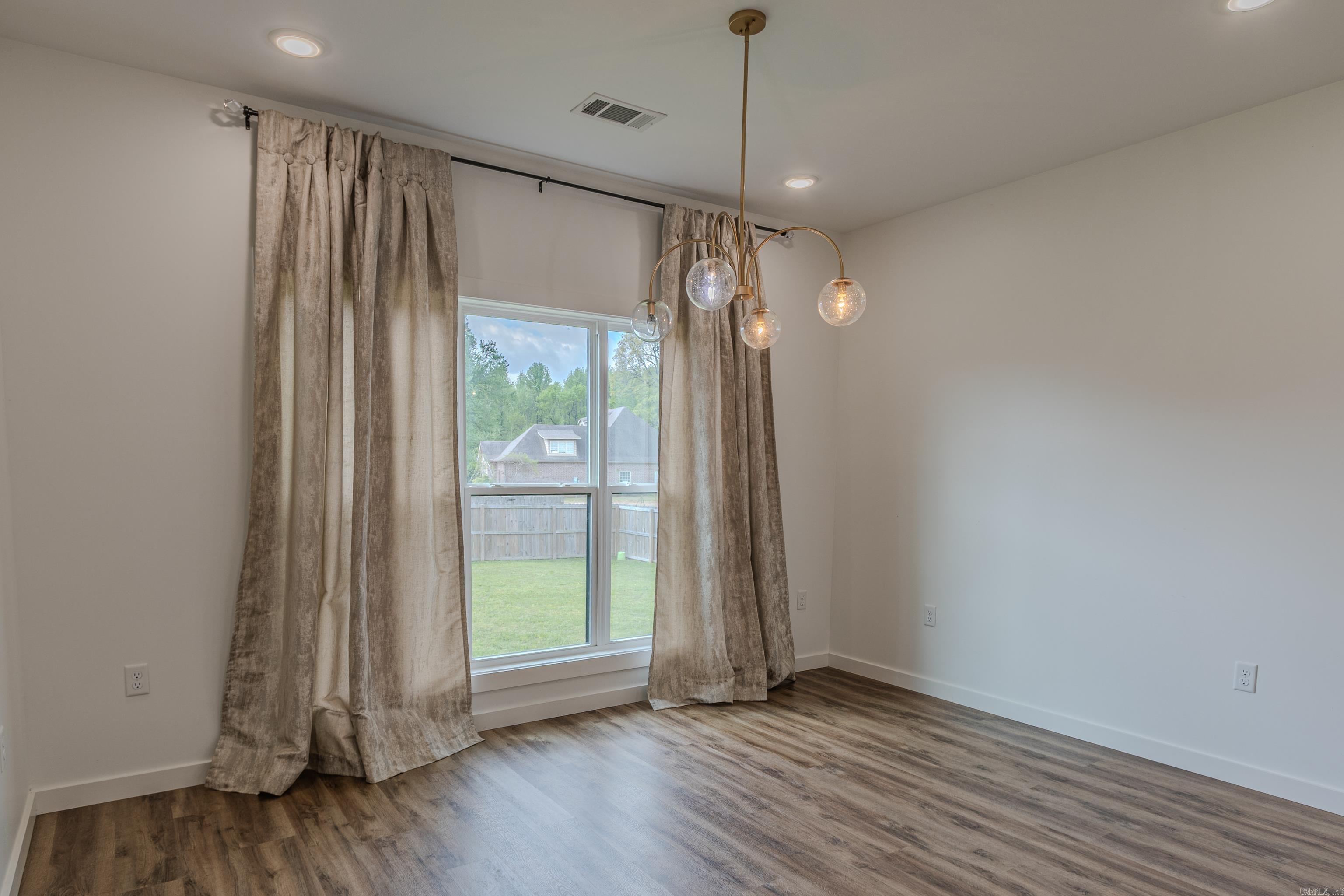 REGISTER ESTATES - Residential