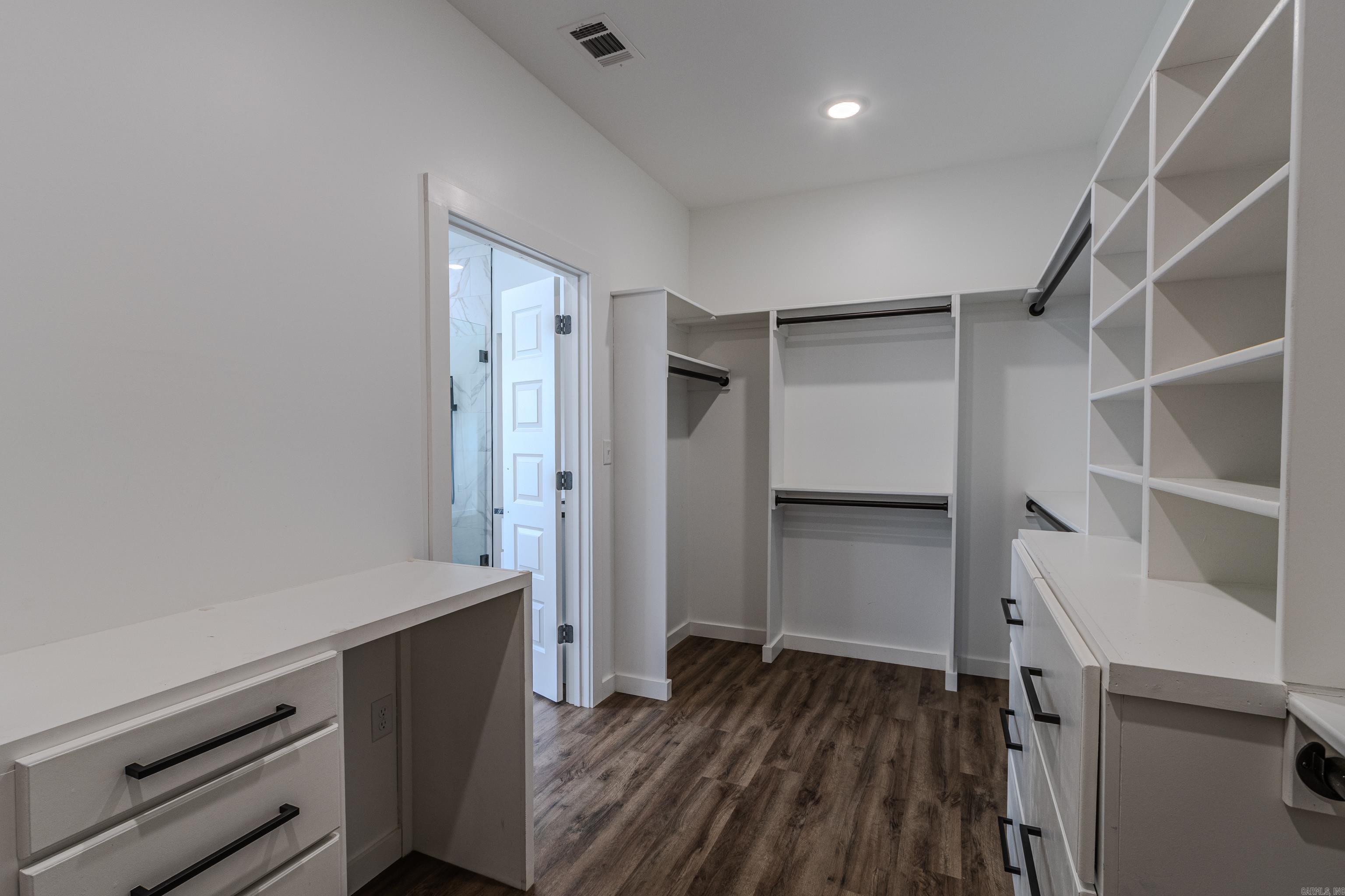 REGISTER ESTATES - Residential