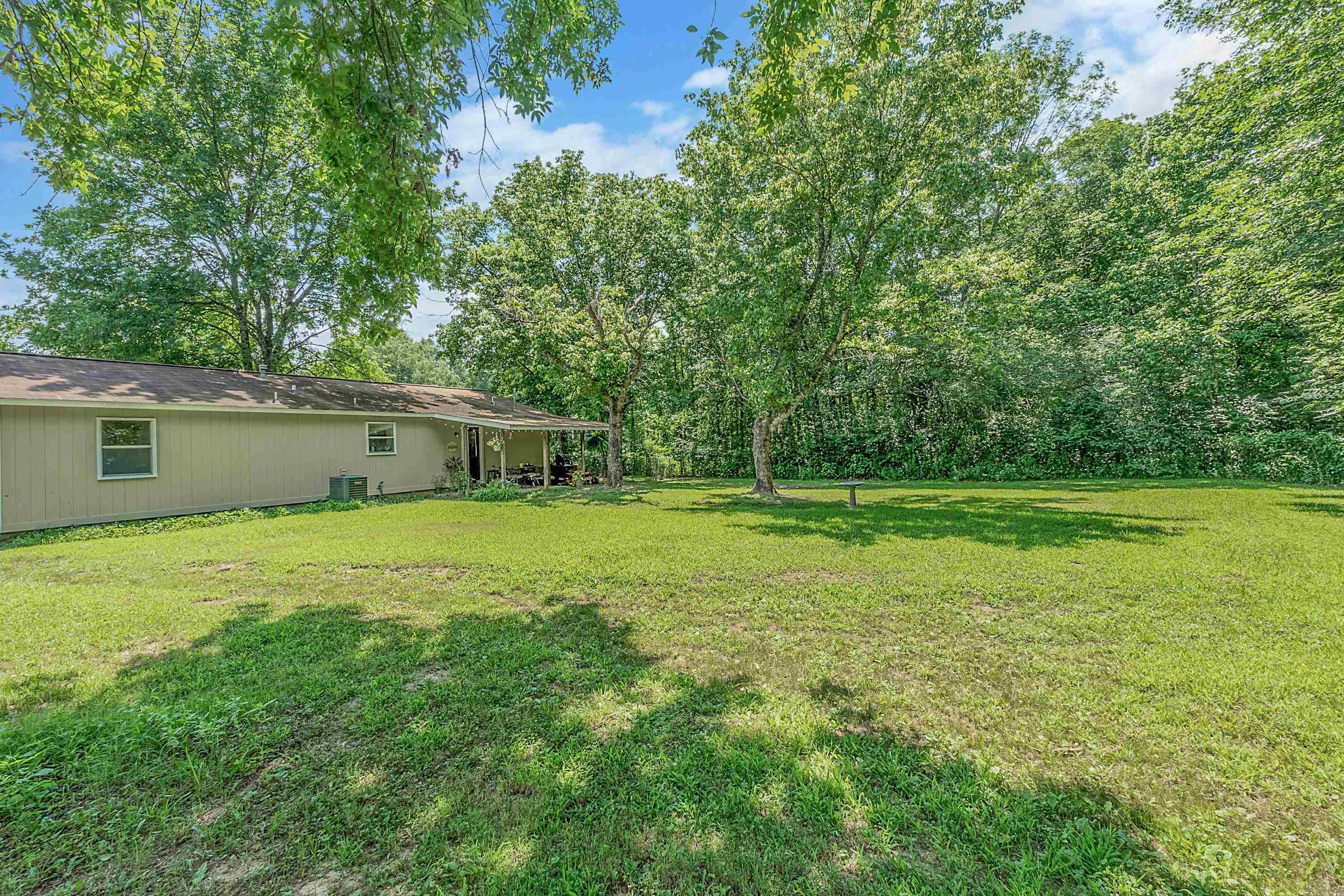 BAYOU METO PLACE - Residential