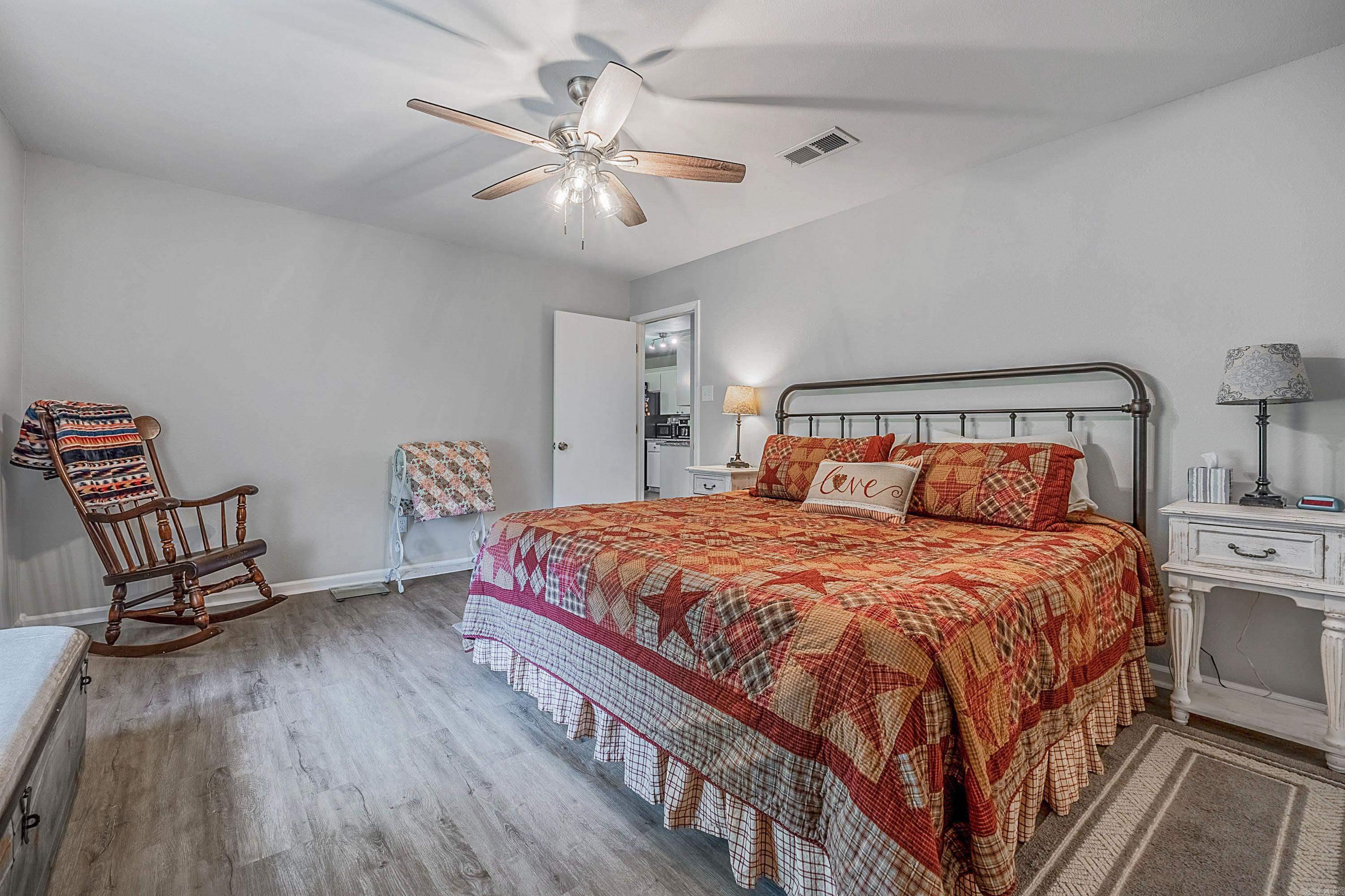 BAYOU METO PLACE - Residential