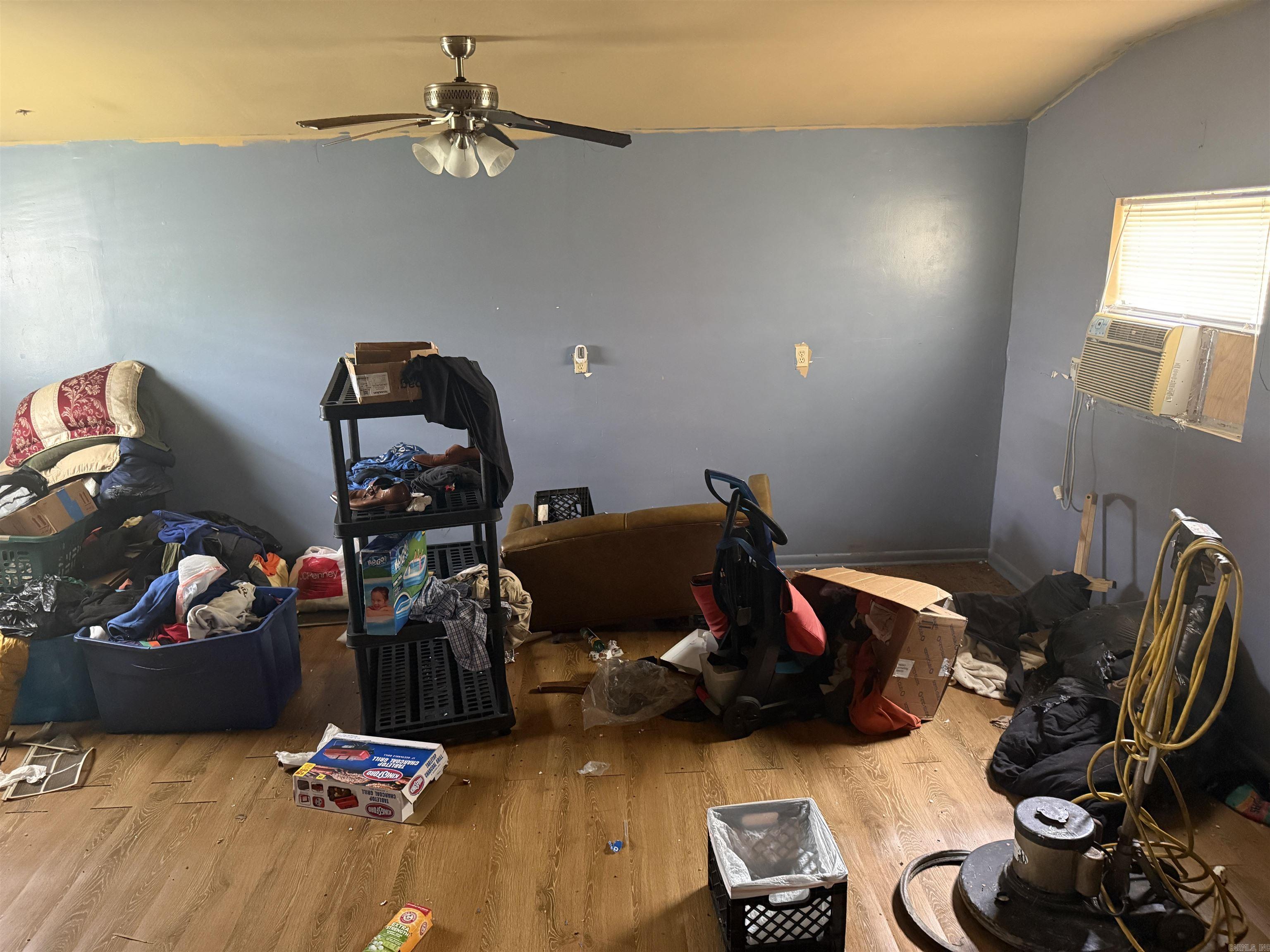 MEADOW PARK - Residential