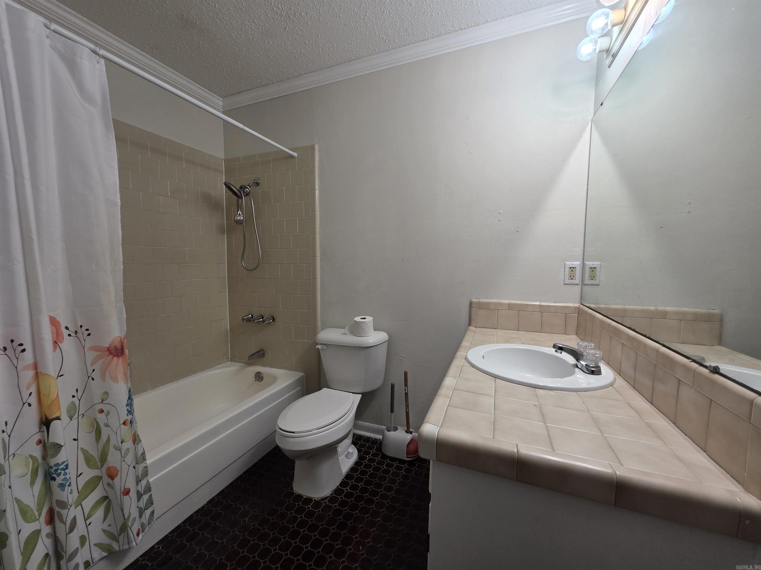 WESTSIDE SUBD - Residential