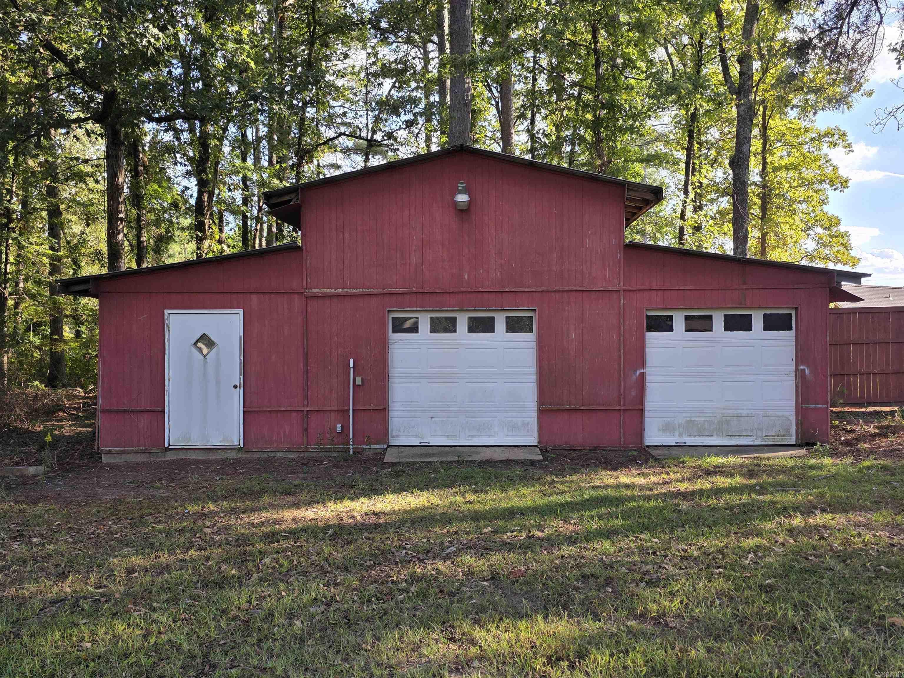 WESTSIDE SUBD - Residential