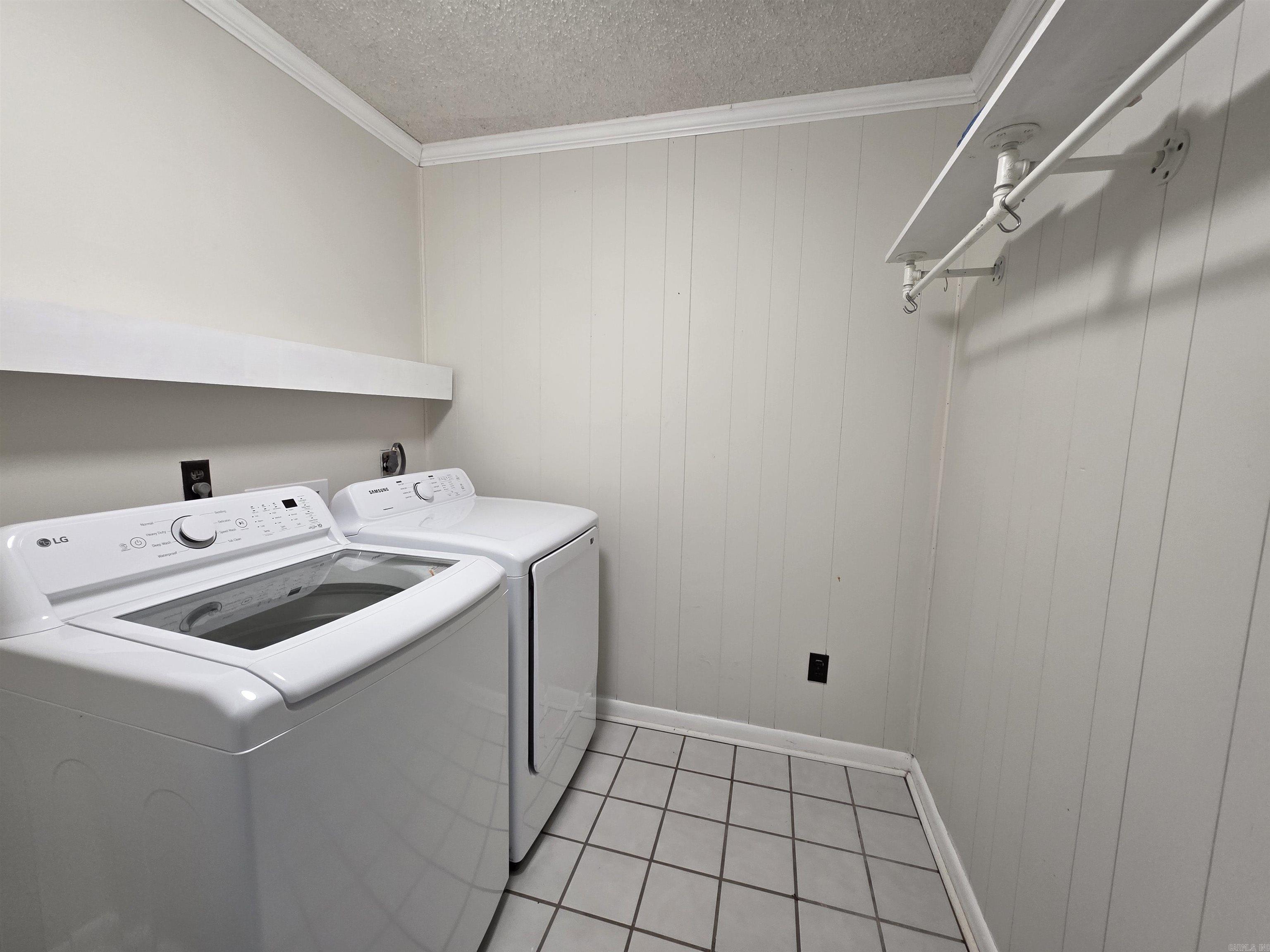 WESTSIDE SUBD - Residential