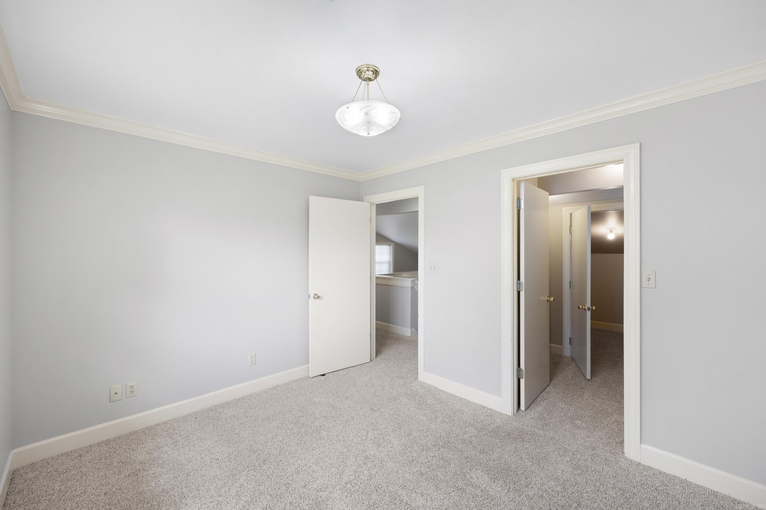CLUB ROAD VILLAGE PROPERTY REGIM - Residential