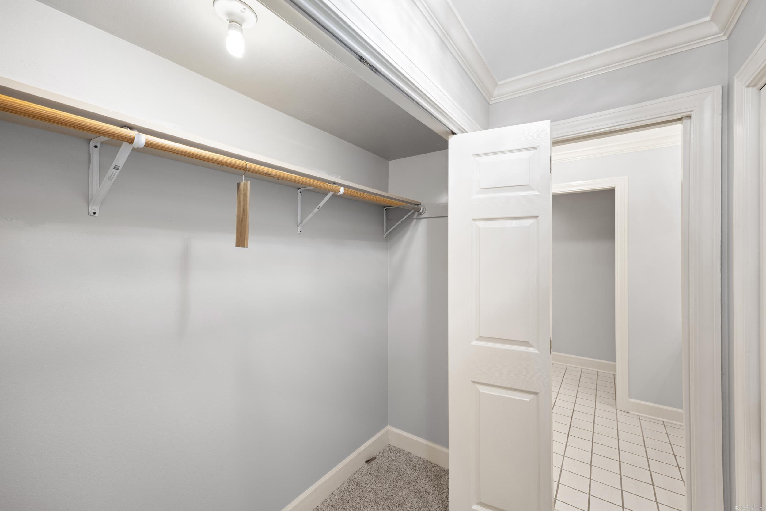 CLUB ROAD VILLAGE PROPERTY REGIM - Residential
