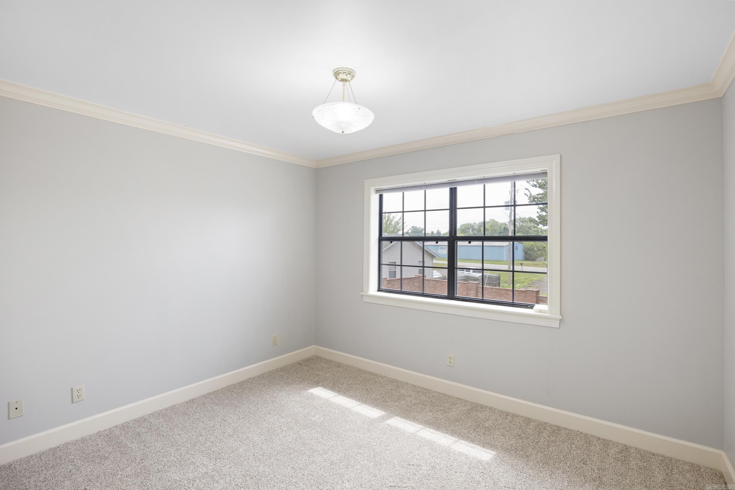 CLUB ROAD VILLAGE PROPERTY REGIM - Residential