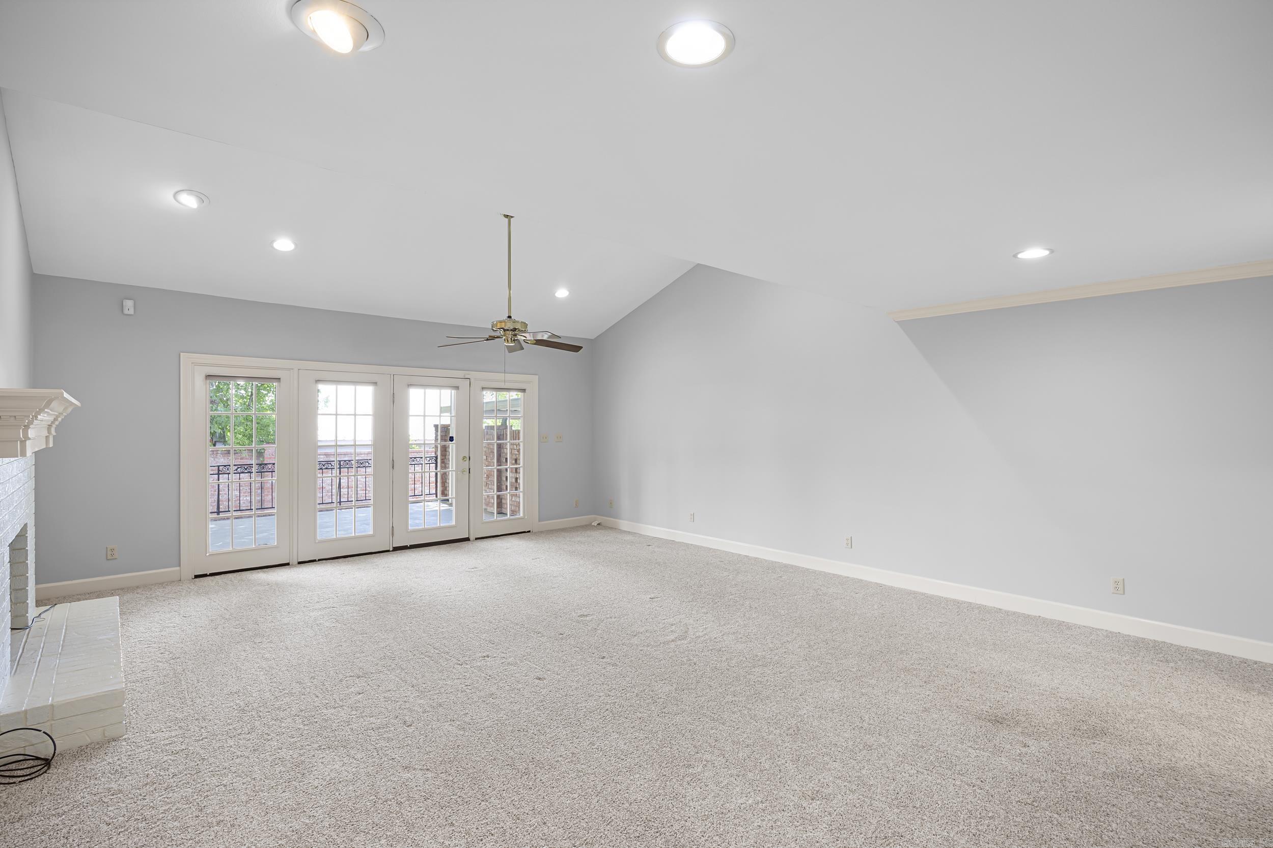 CLUB ROAD VILLAGE PROPERTY REGIM - Residential