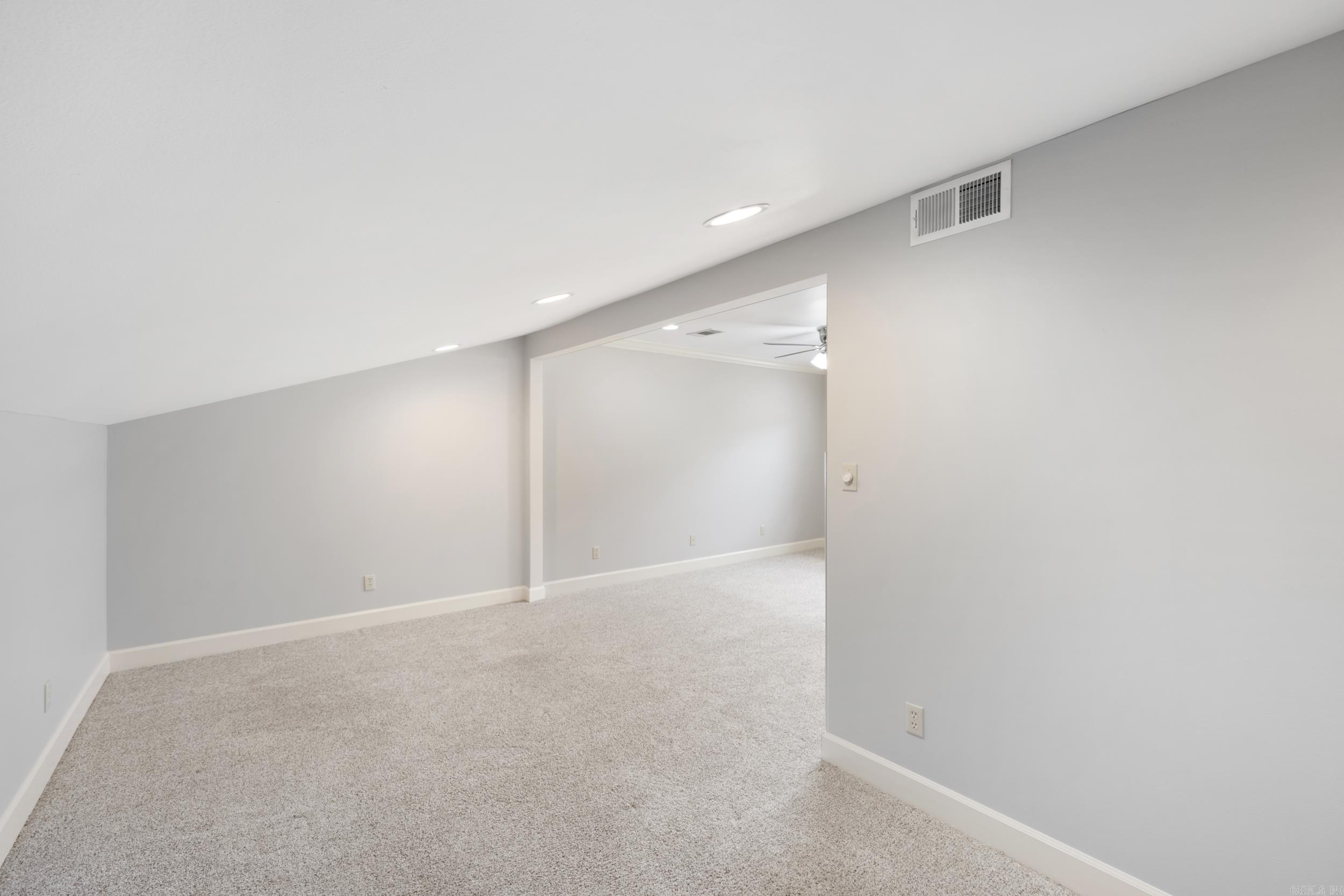 CLUB ROAD VILLAGE PROPERTY REGIM - Residential