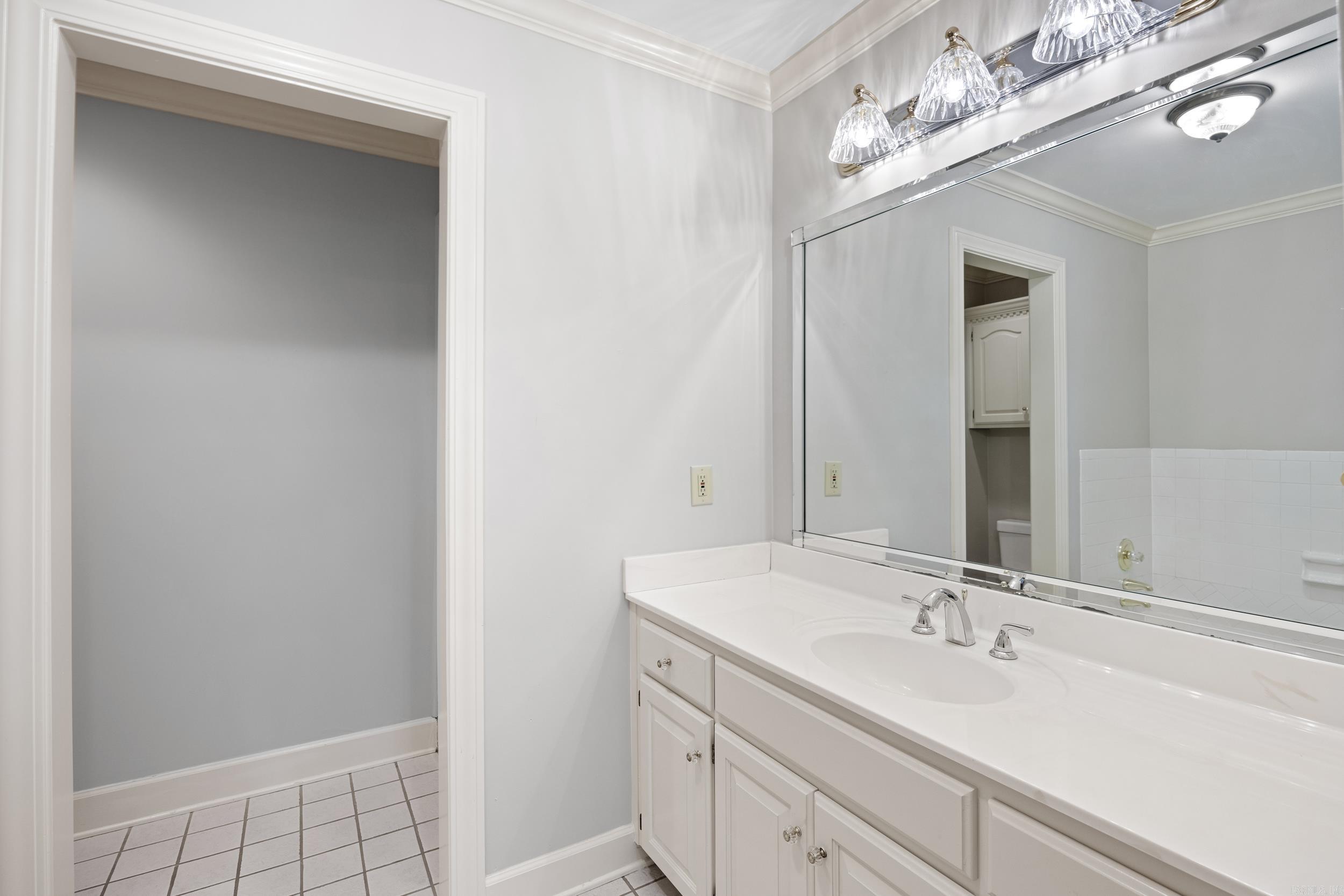 CLUB ROAD VILLAGE PROPERTY REGIM - Residential