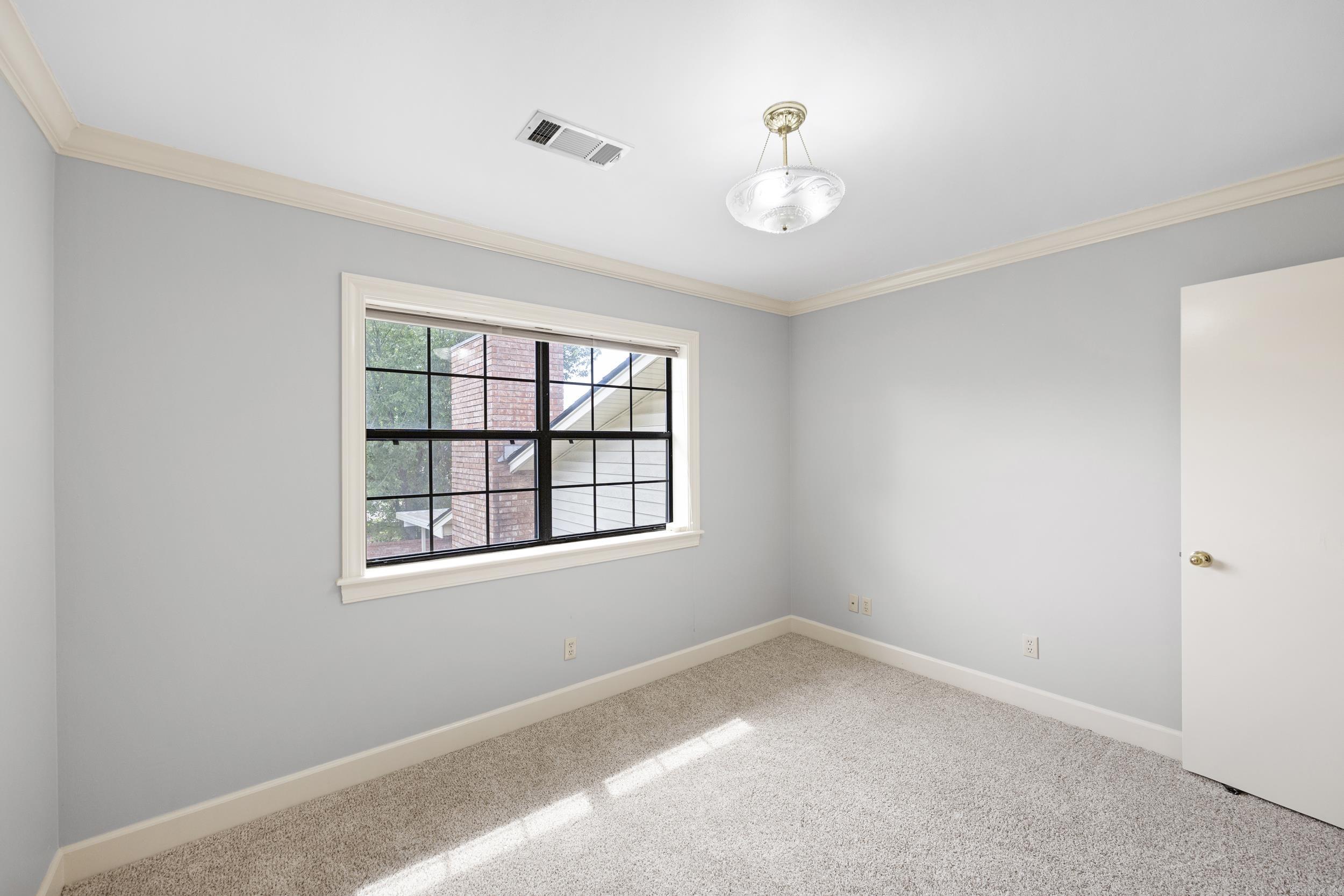 CLUB ROAD VILLAGE PROPERTY REGIM - Residential