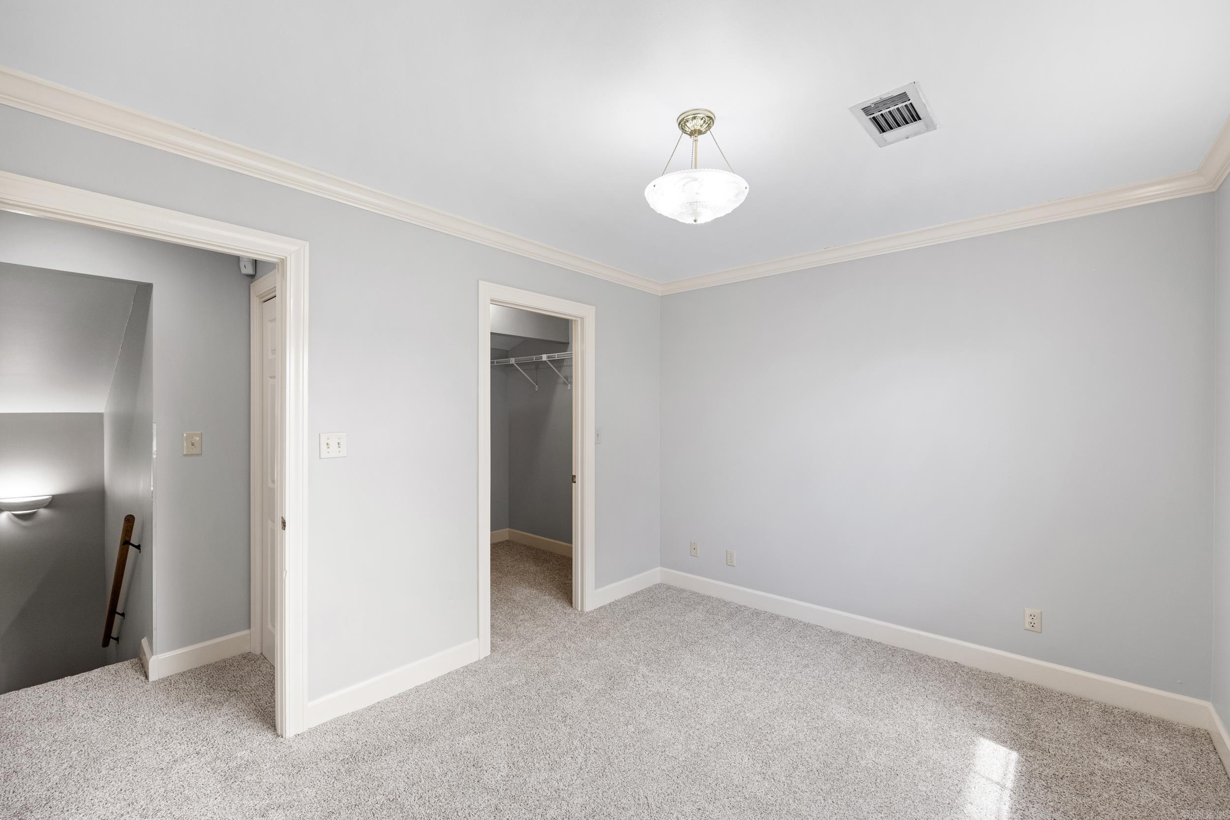 CLUB ROAD VILLAGE PROPERTY REGIM - Residential