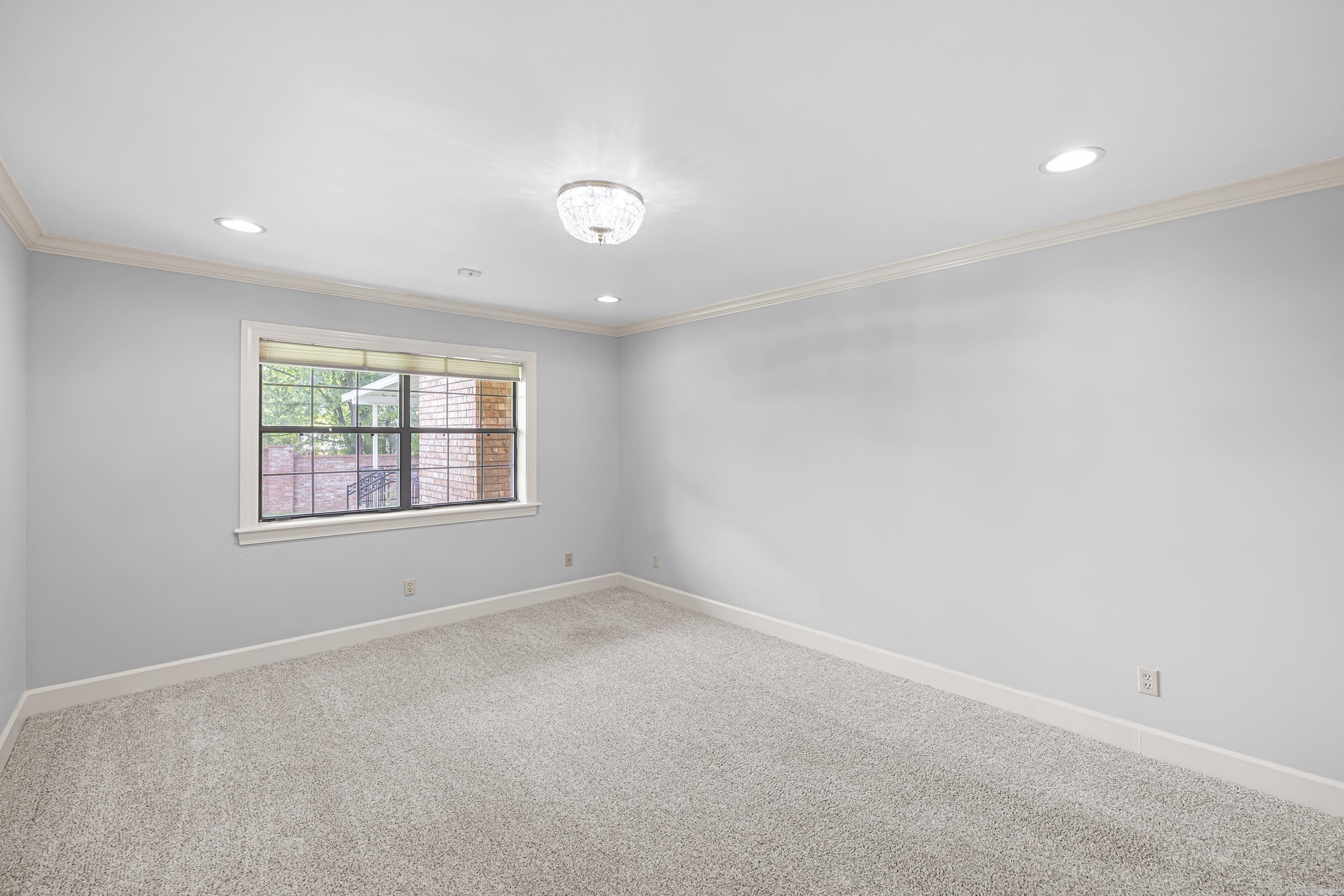 CLUB ROAD VILLAGE PROPERTY REGIM - Residential