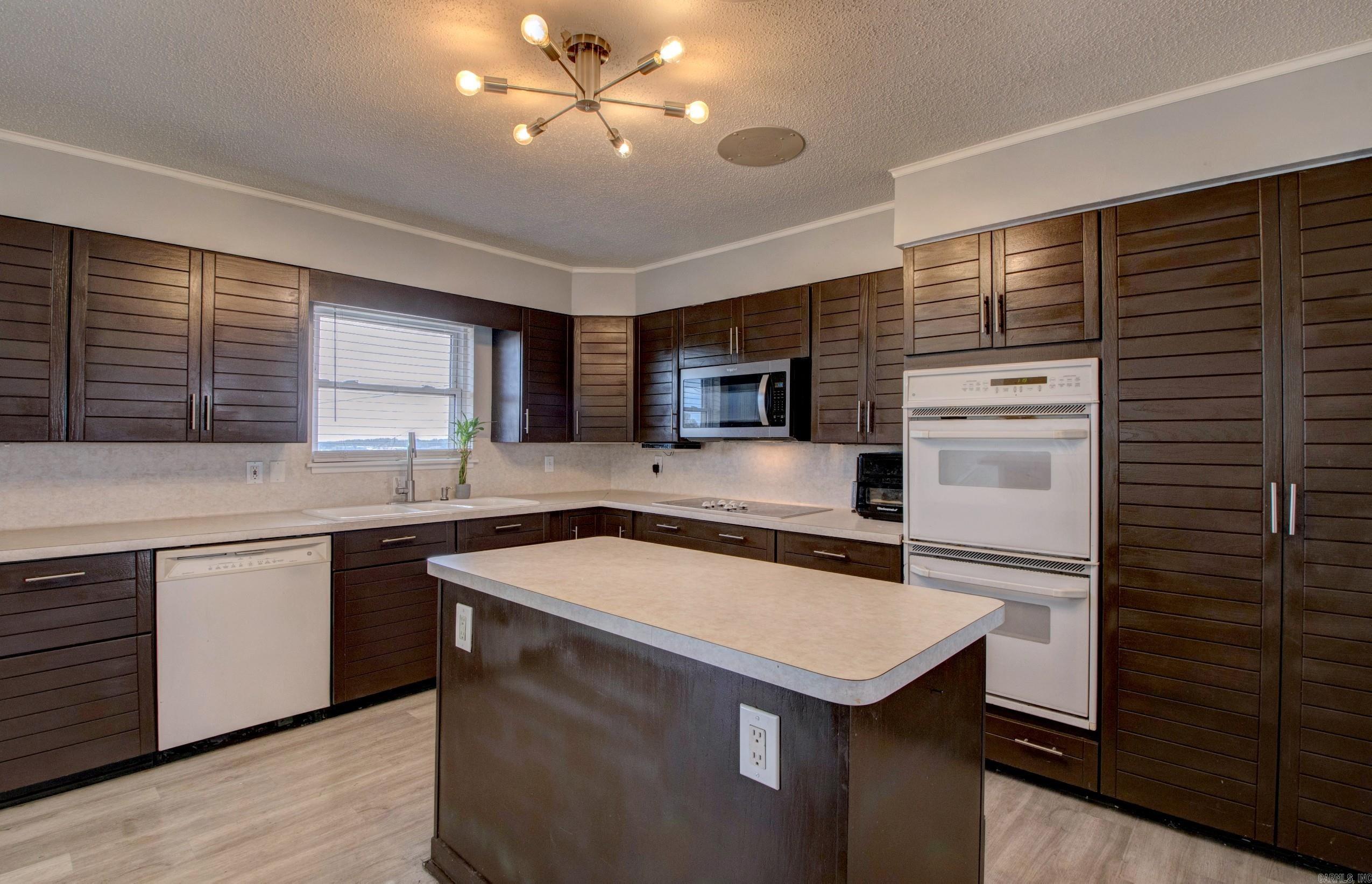 Pleasant Tree 1st - Residential