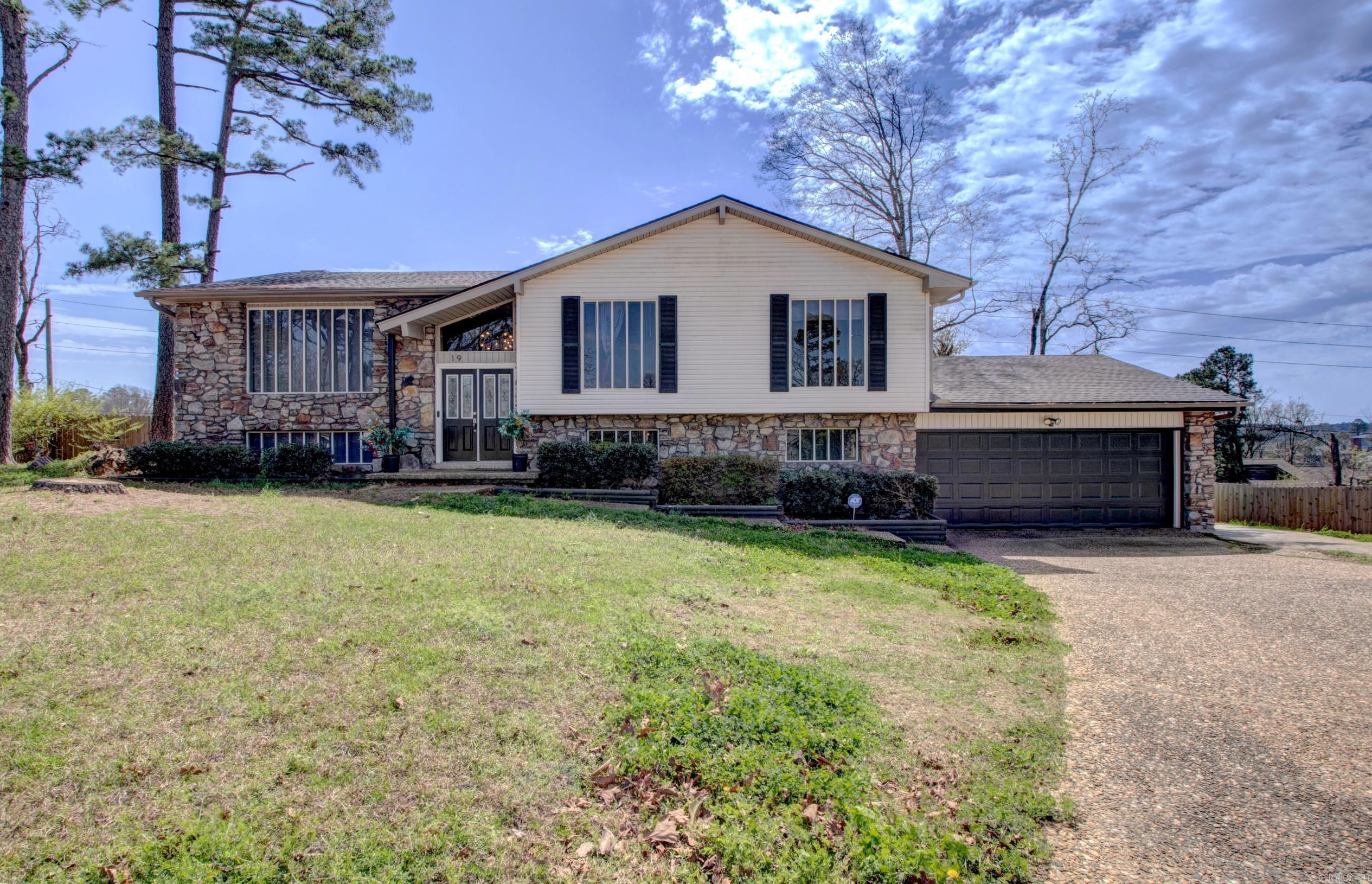 Pleasant Tree 1st - Residential