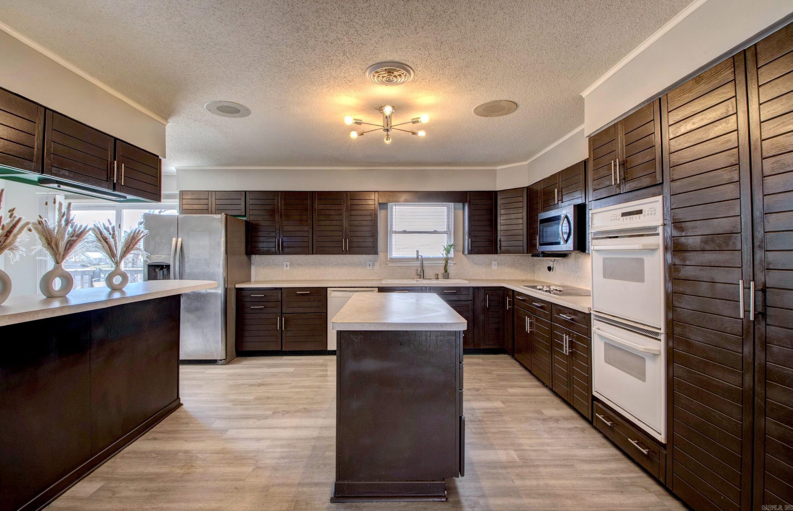 Pleasant Tree 1st - Residential