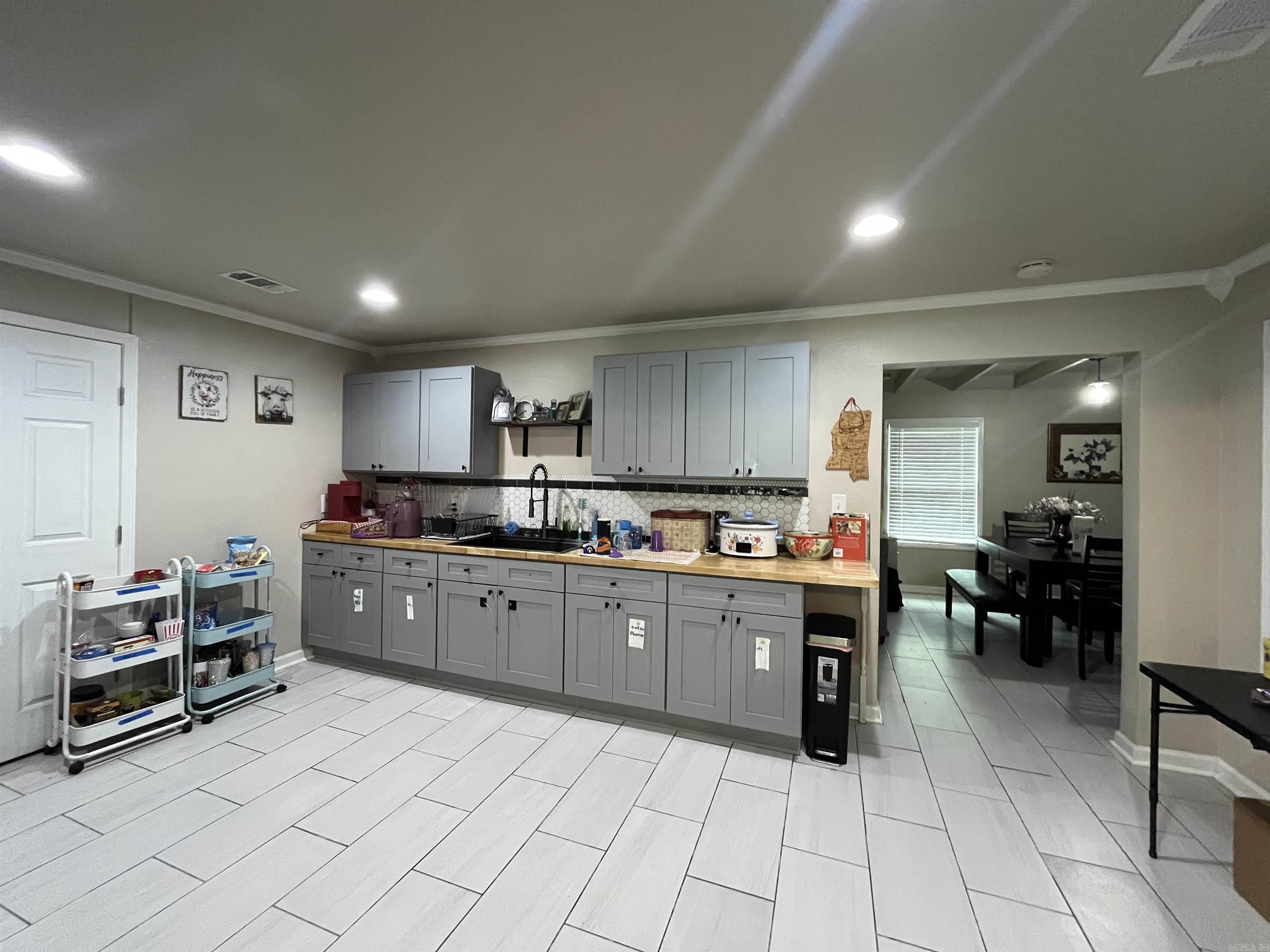 HILLCREST ADDITION - Residential