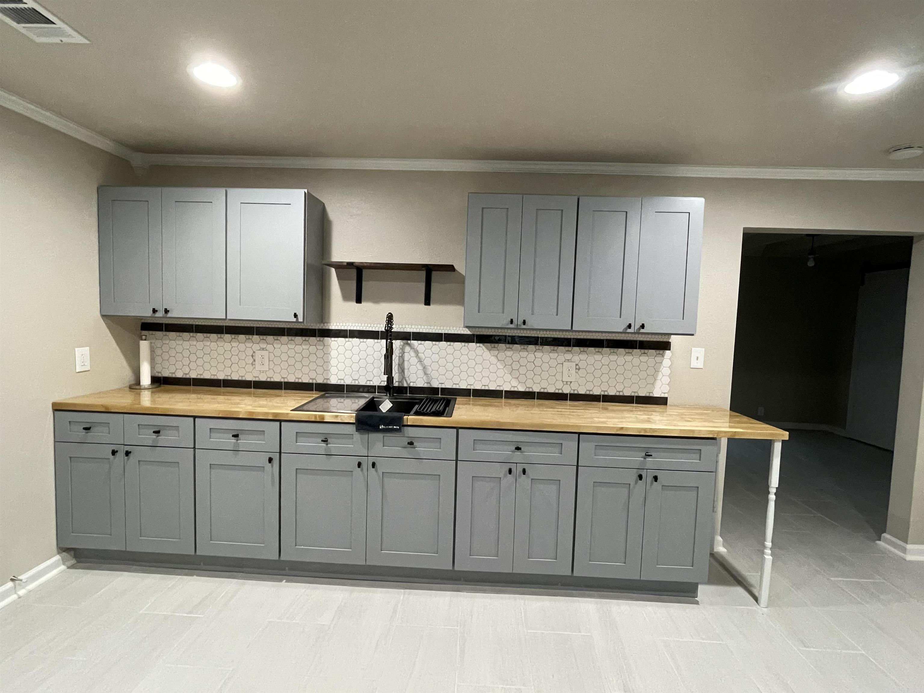HILLCREST ADDITION - Residential