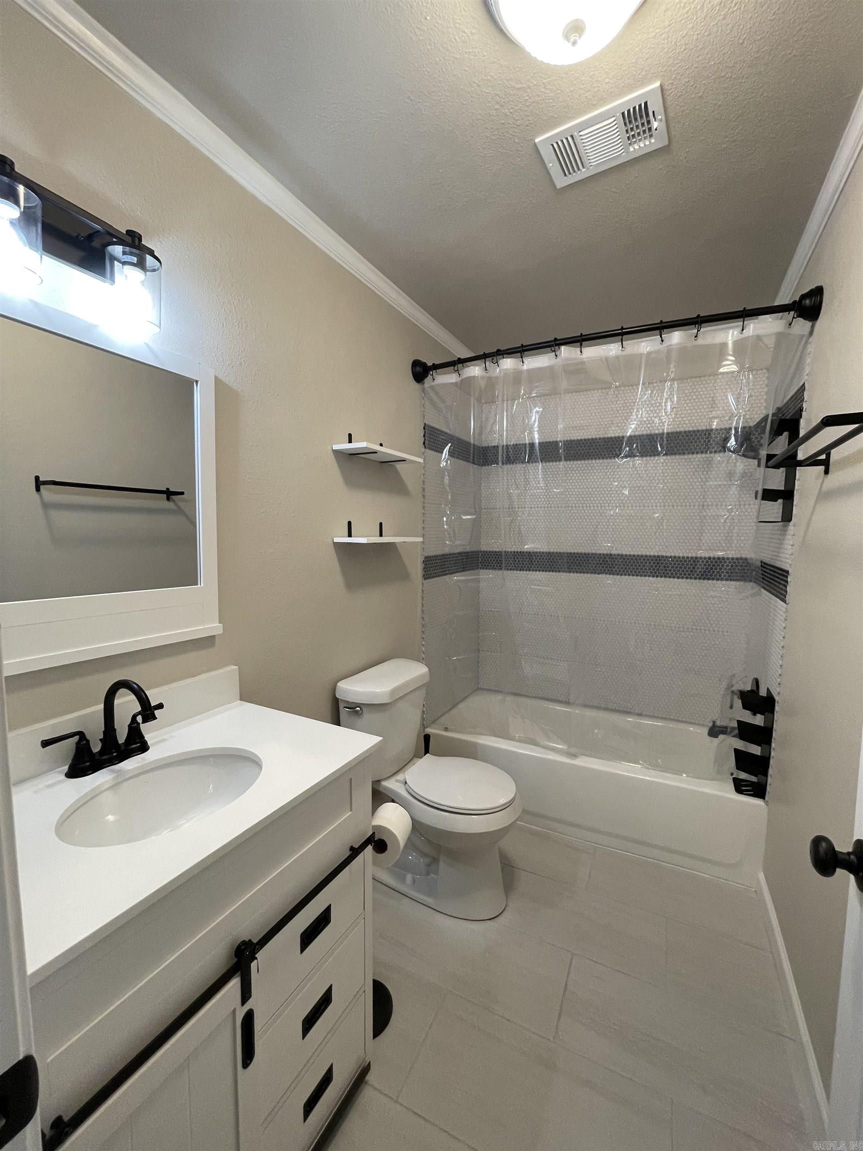 HILLCREST ADDITION - Residential