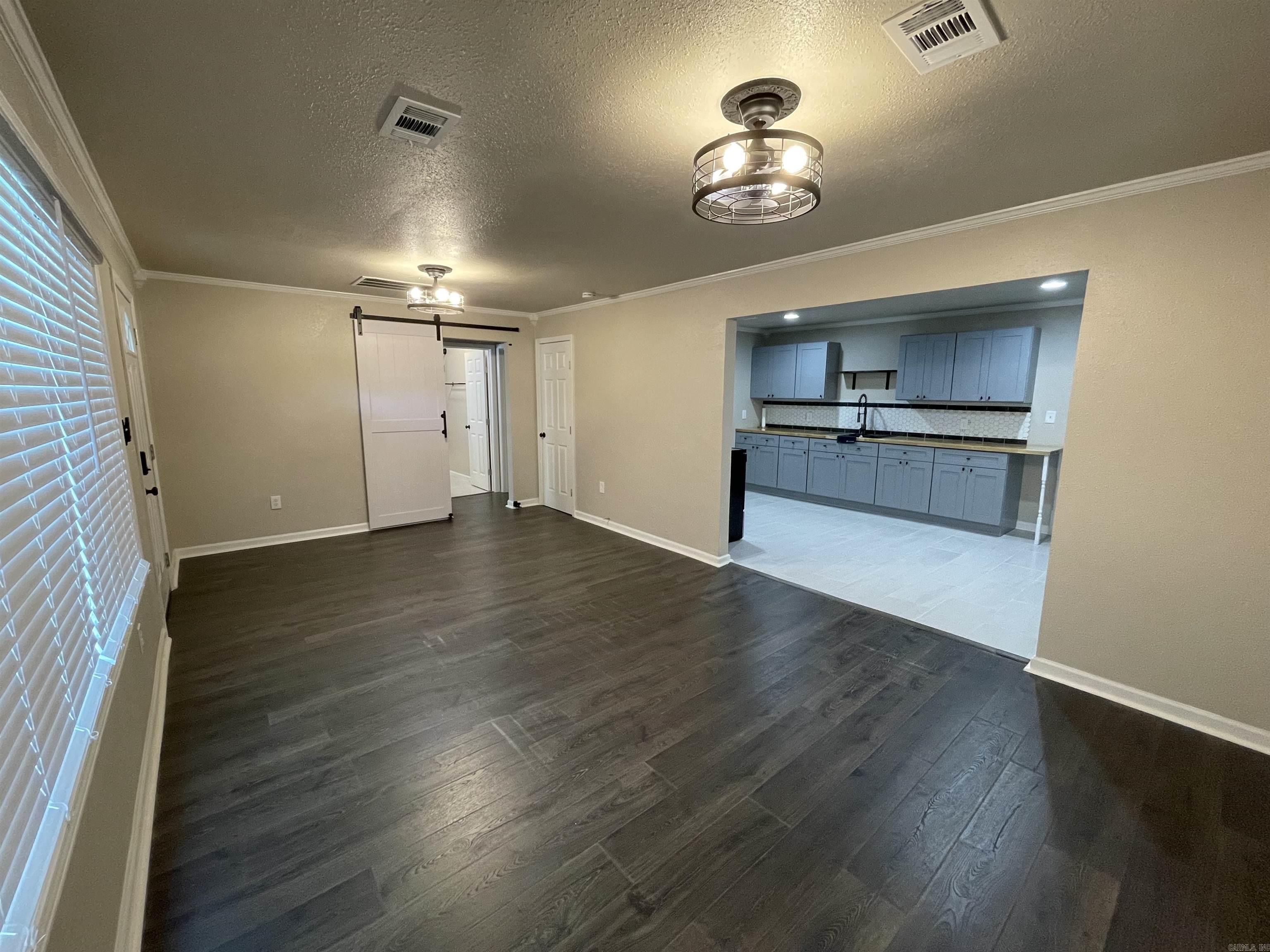 HILLCREST ADDITION - Residential