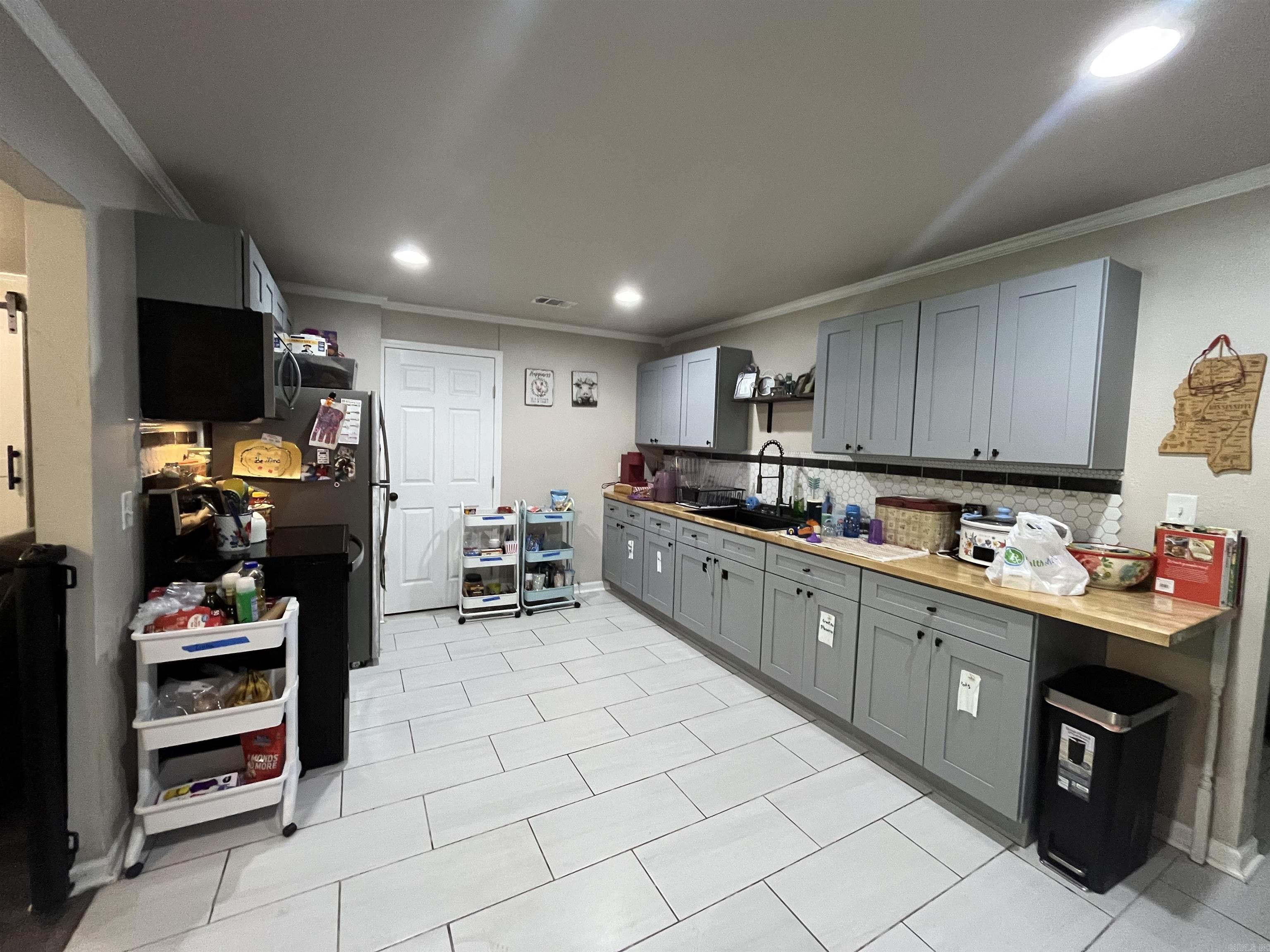 HILLCREST ADDITION - Residential