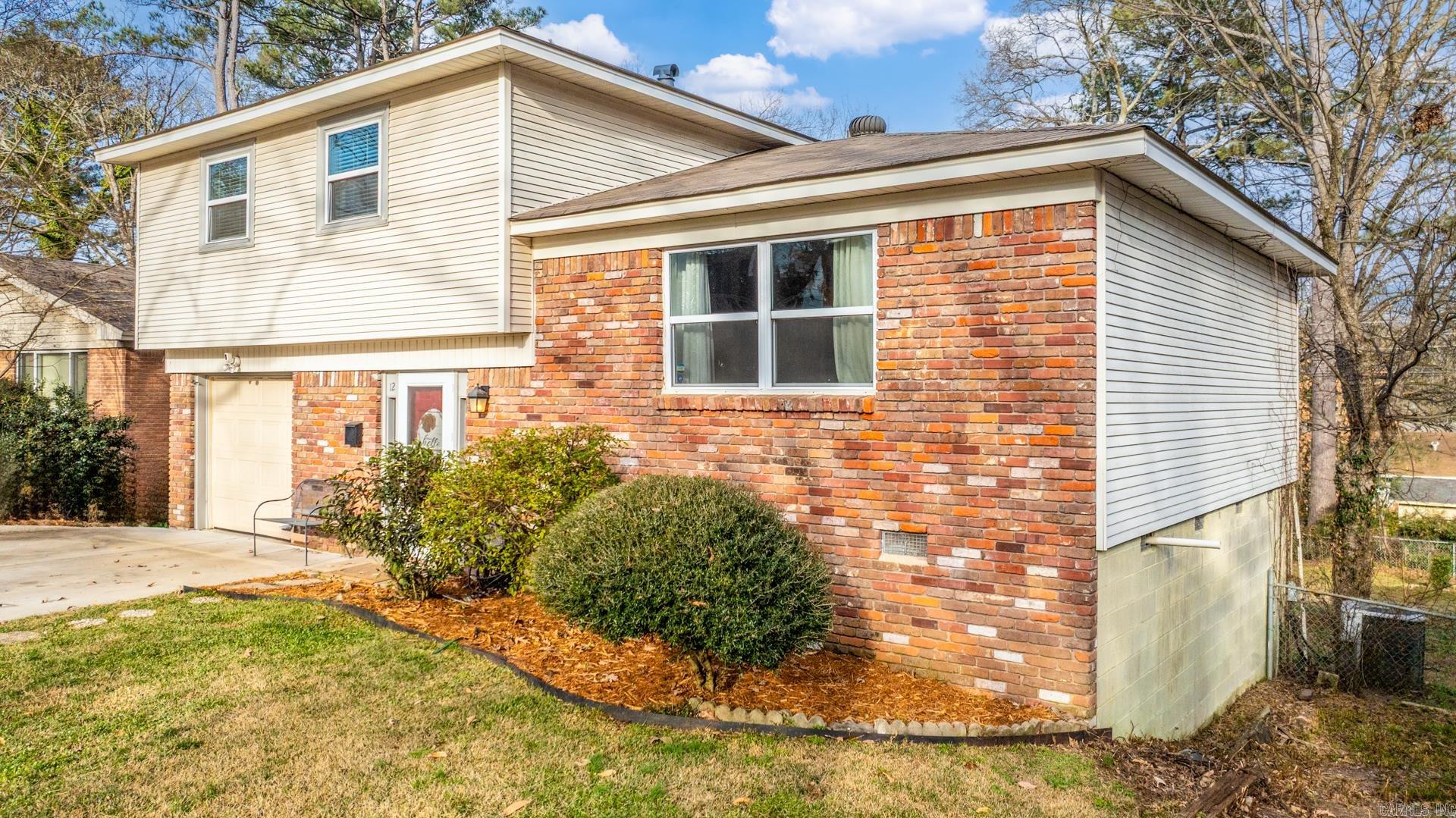 BRIARWOOD - Residential