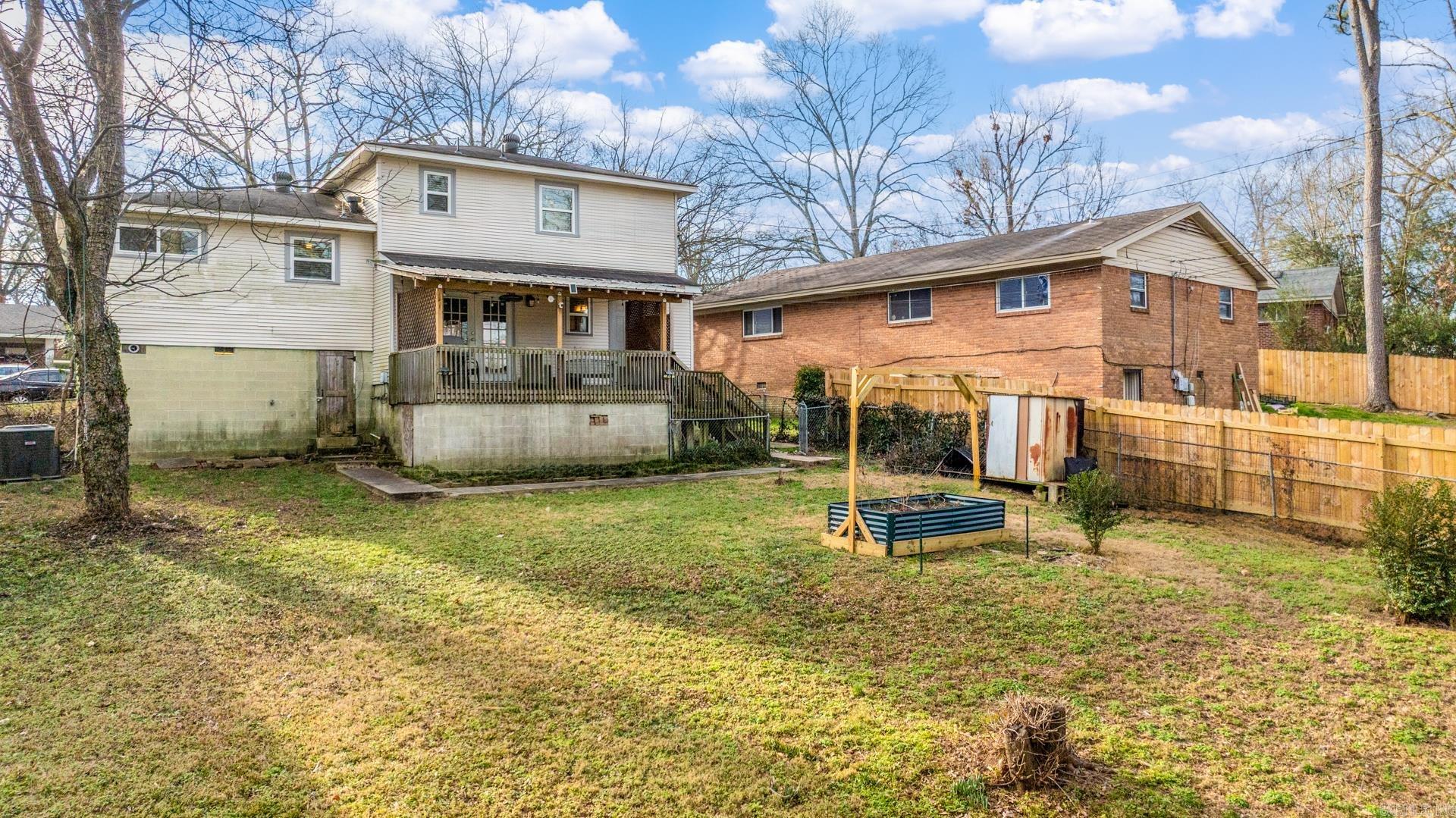 BRIARWOOD - Residential