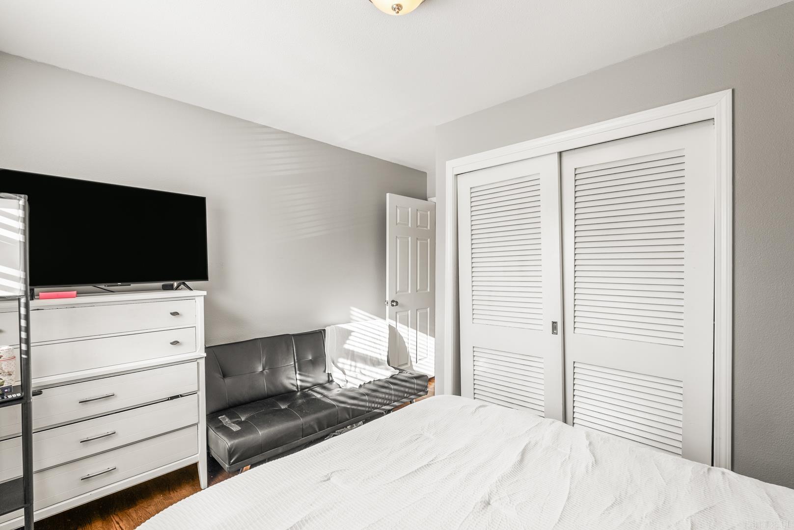 BRIARWOOD - Residential