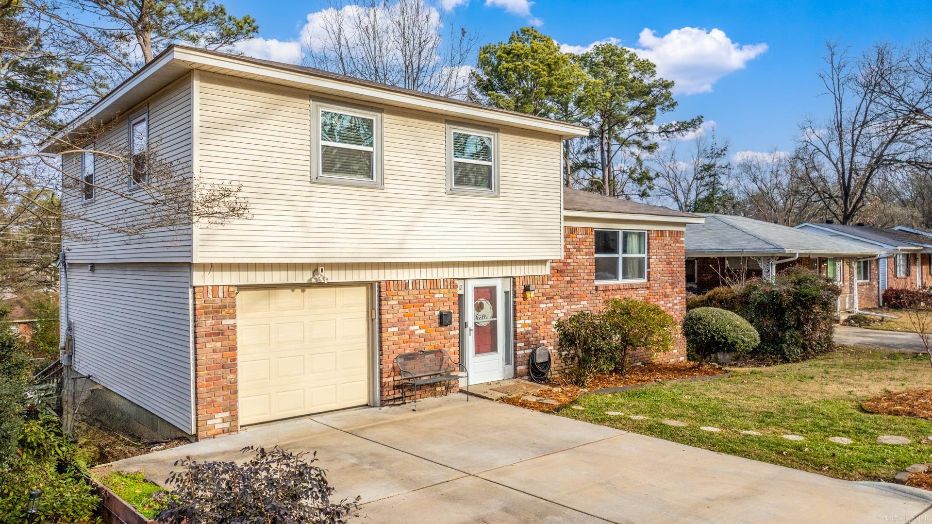 BRIARWOOD - Residential