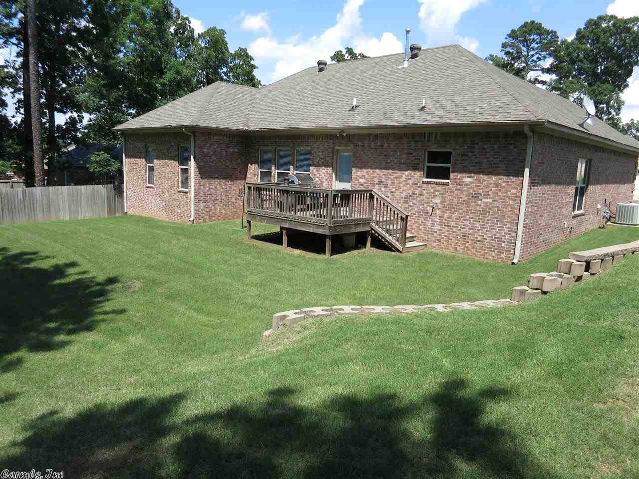 COUNTRY CLUB OF ARK THE - Residential