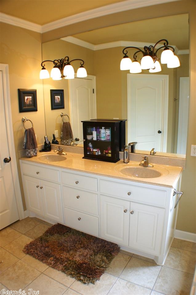 COUNTRY CLUB OF ARK THE - Residential