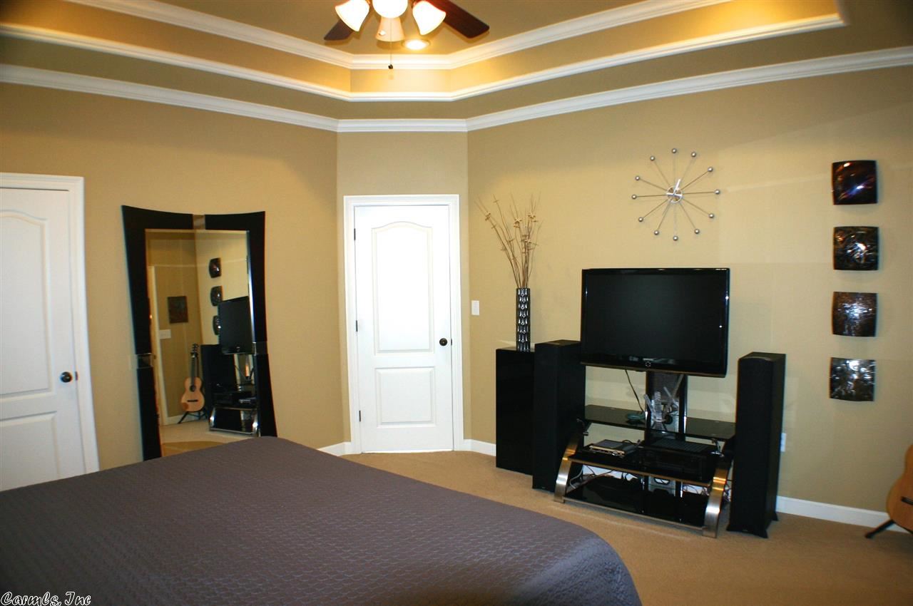 COUNTRY CLUB OF ARK THE - Residential