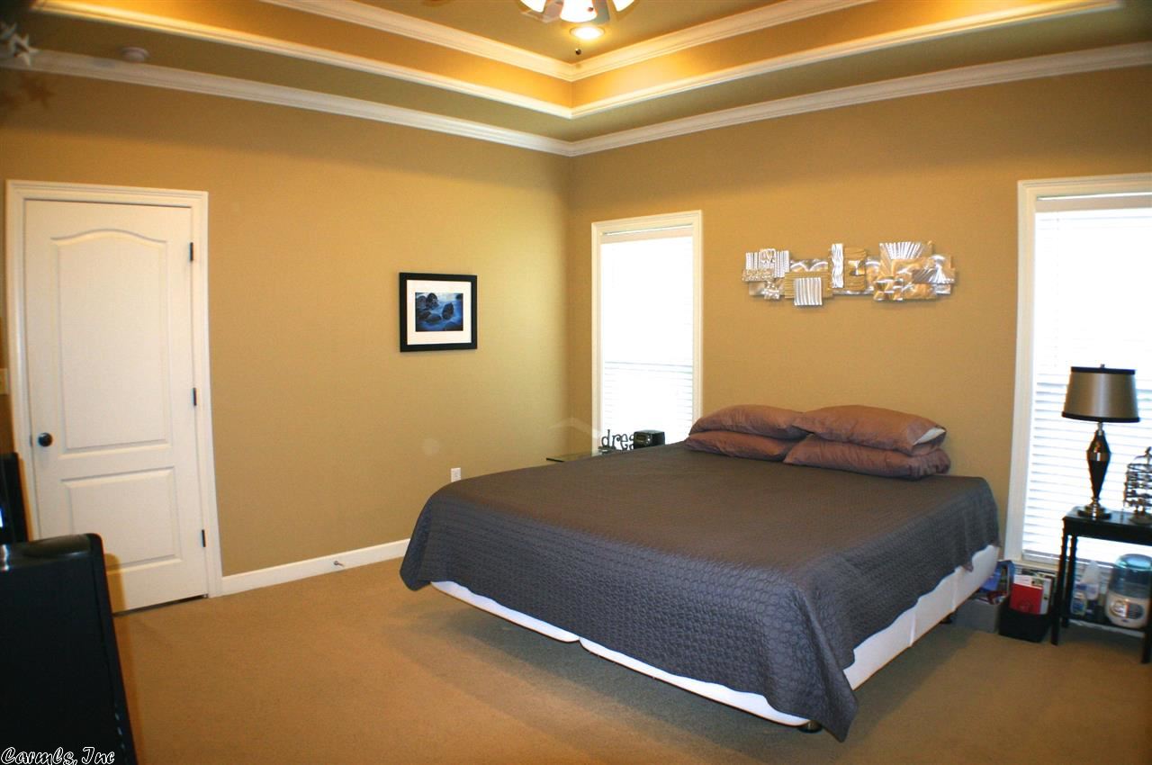 COUNTRY CLUB OF ARK THE - Residential