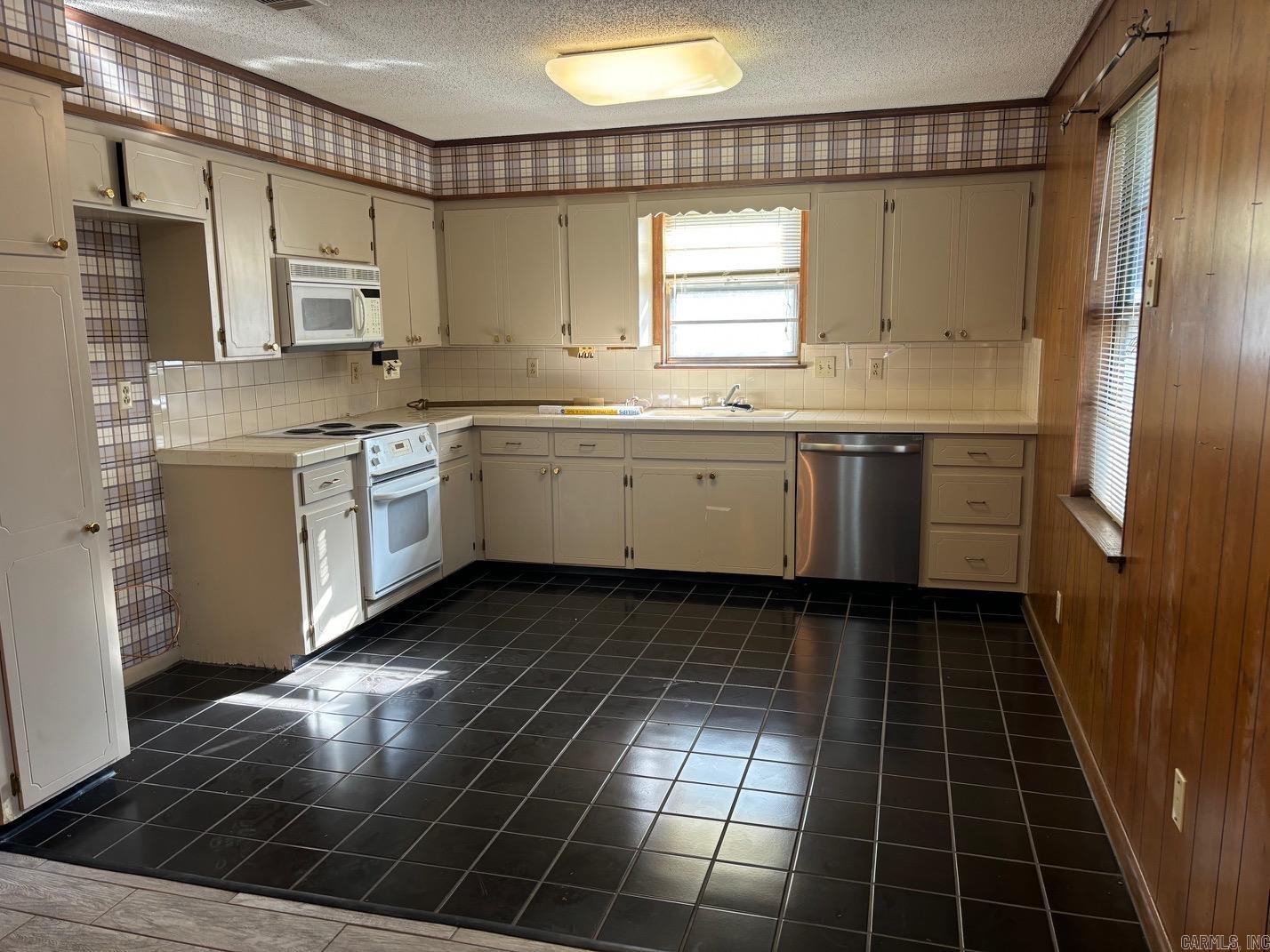 NORTH GATE - Residential