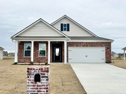 Photo of 74 Clearwater Drive, Brookland, AR 72417 (MLS # 25049606)