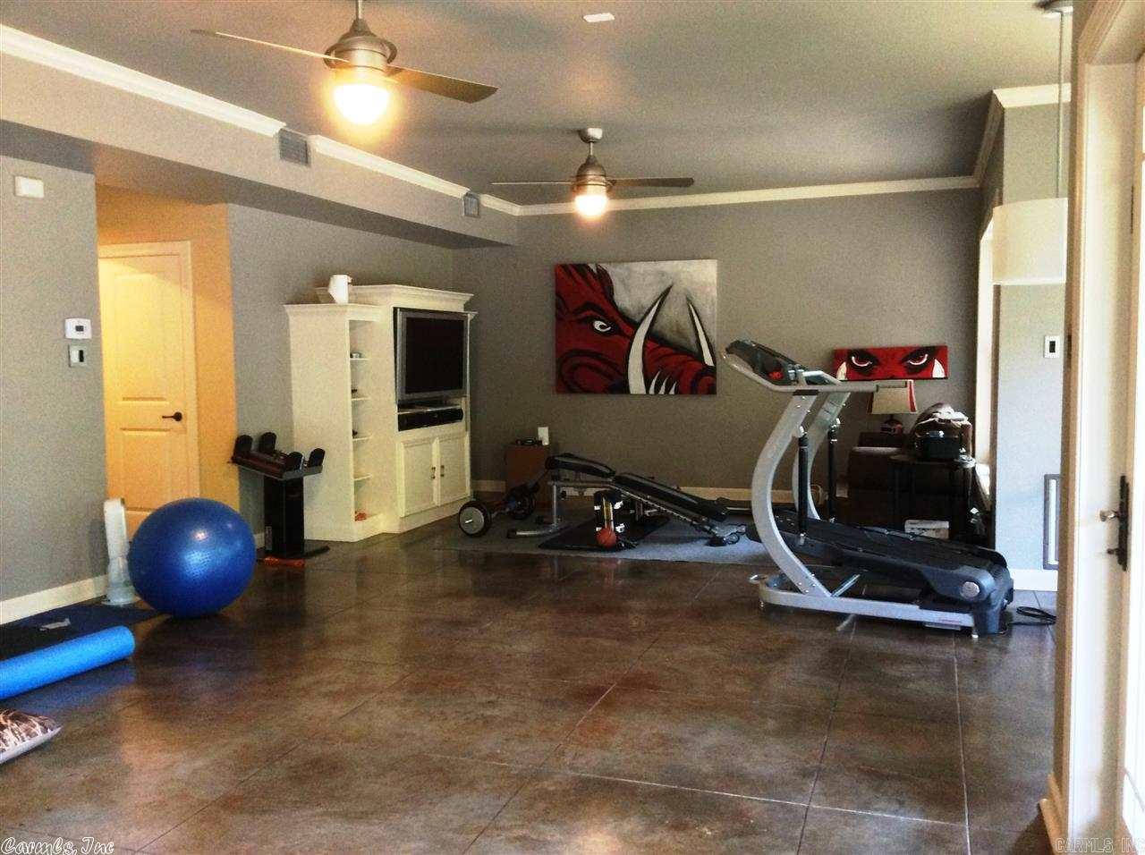 Country Club Heights - Residential