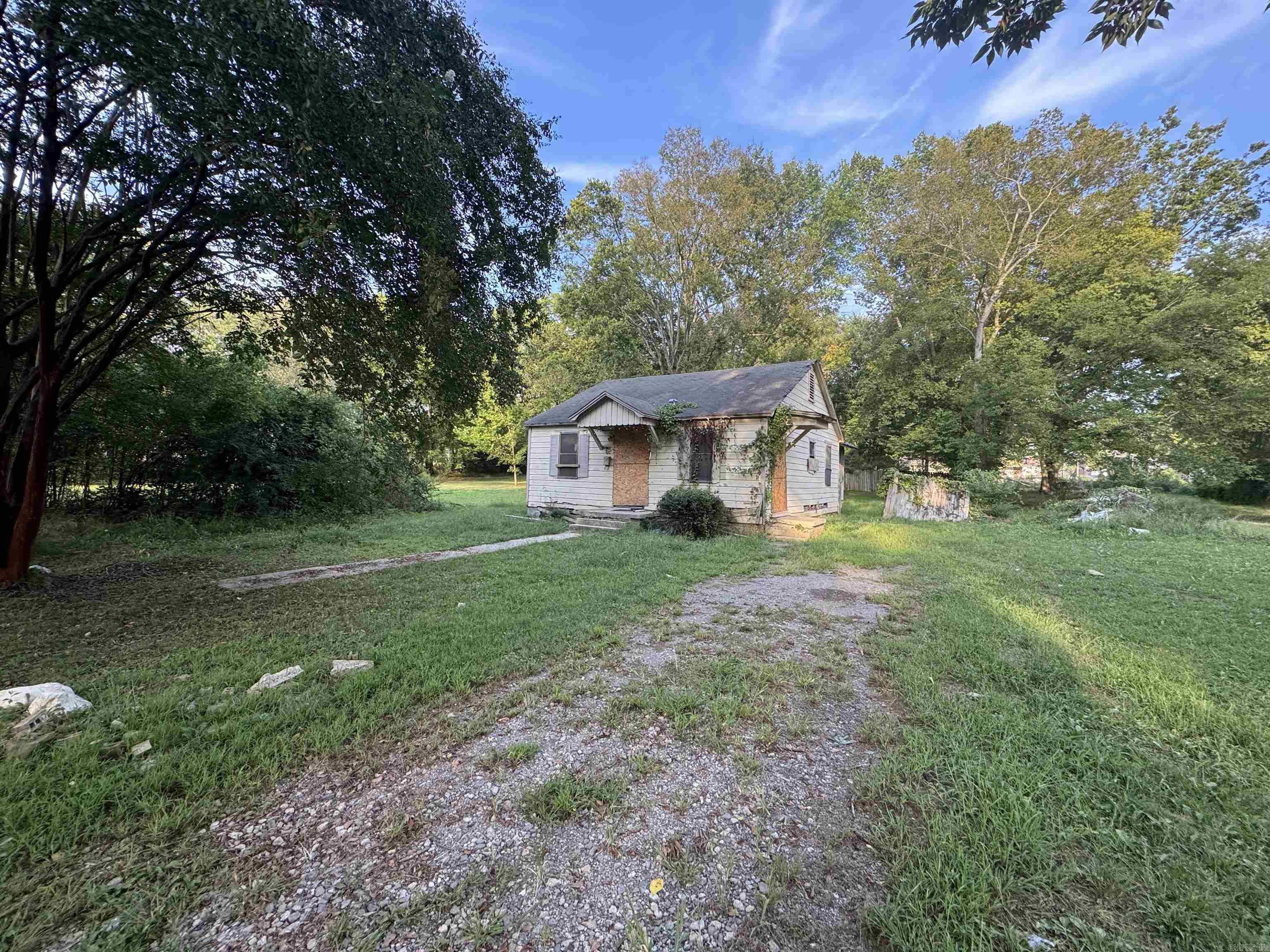 BARBER AVE - Residential