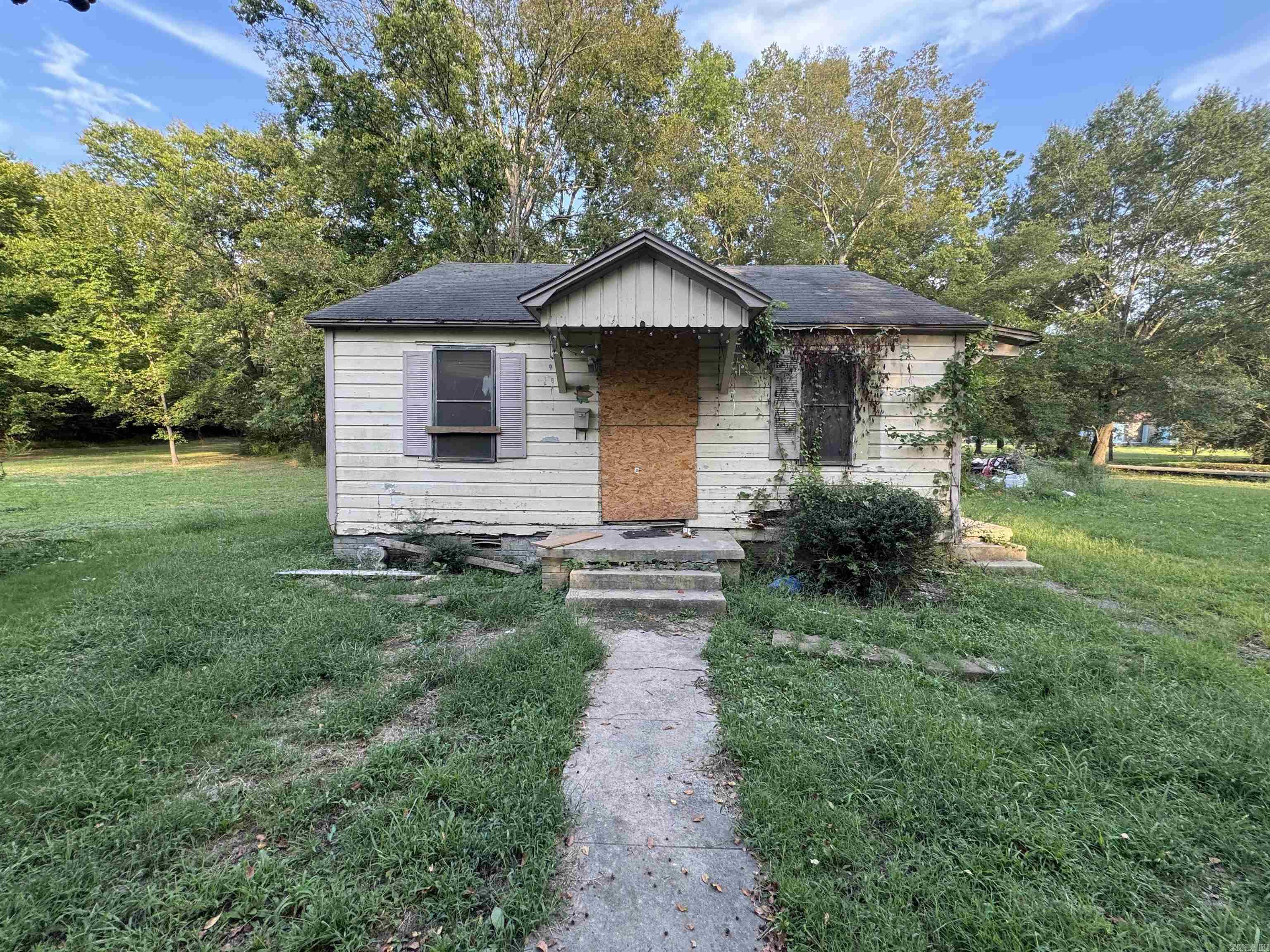 BARBER AVE - Residential