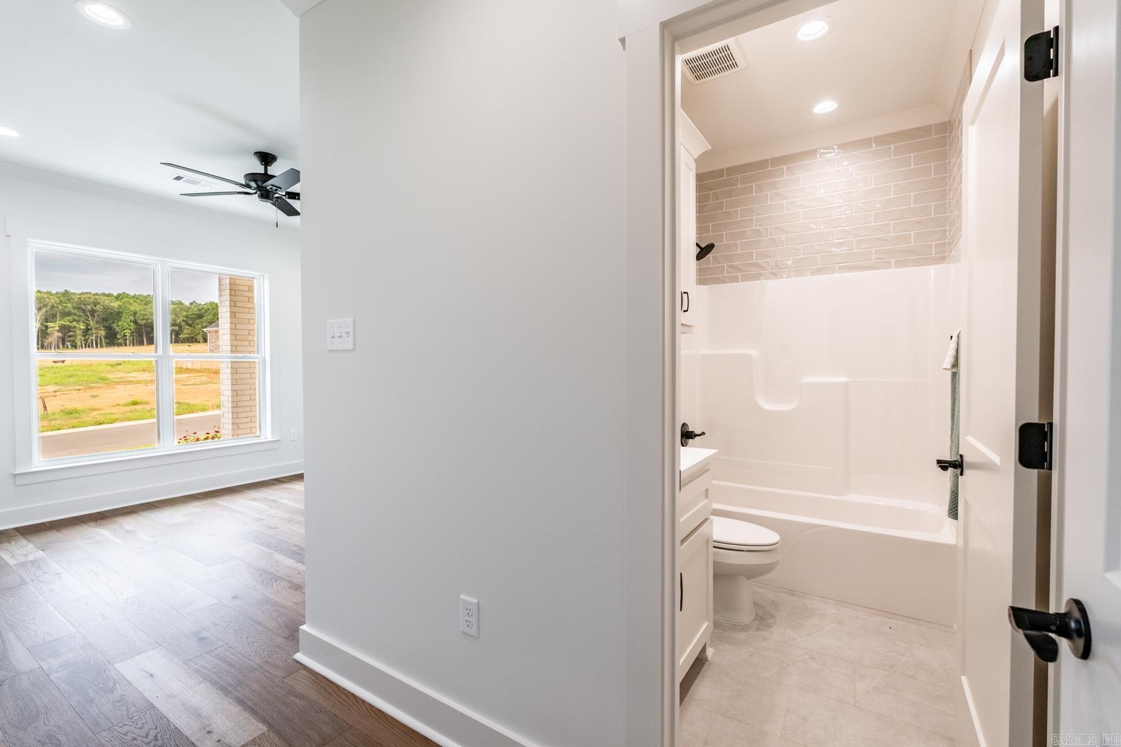 Lands End Estates - Residential